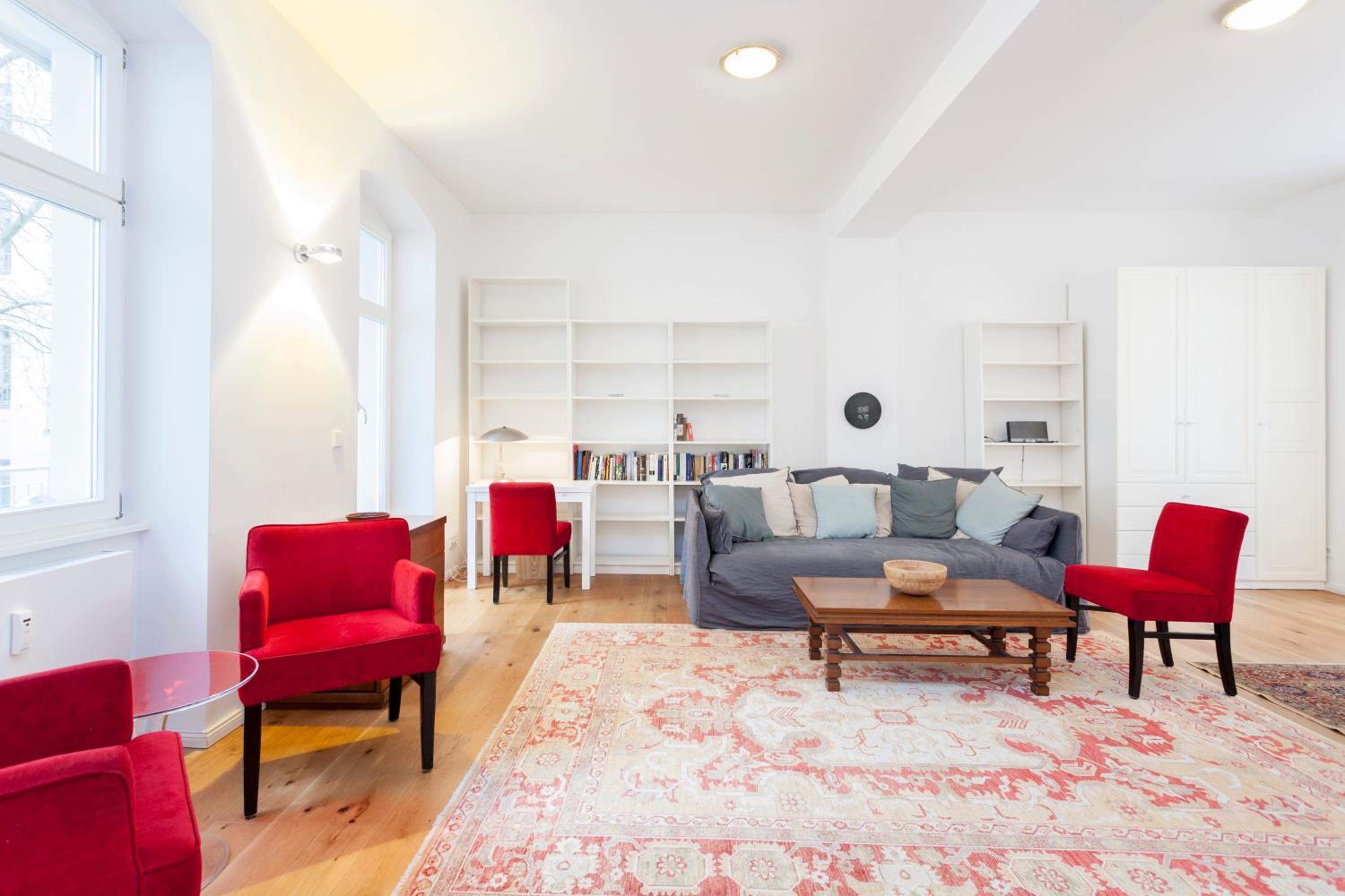 Lofty Torstr Apartments, 4 unique units from 1-3 bedrooms in Mitte, ideal for families & groups, from 2 up to 8 Guests