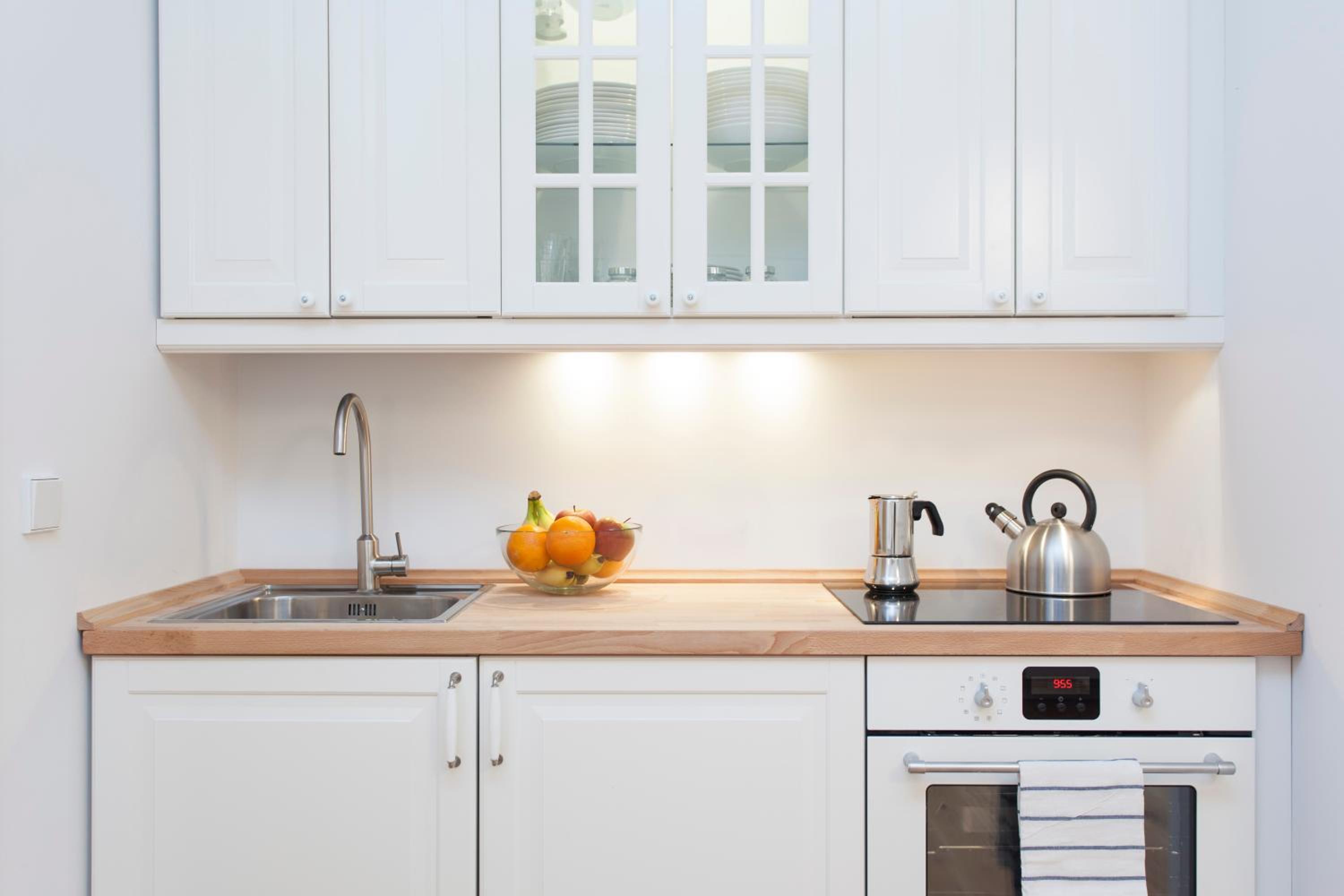 Lofty Torstr Apartments, 4 unique units from 1-3 bedrooms in Mitte, ideal for families & groups, from 2 up to 8 Guests