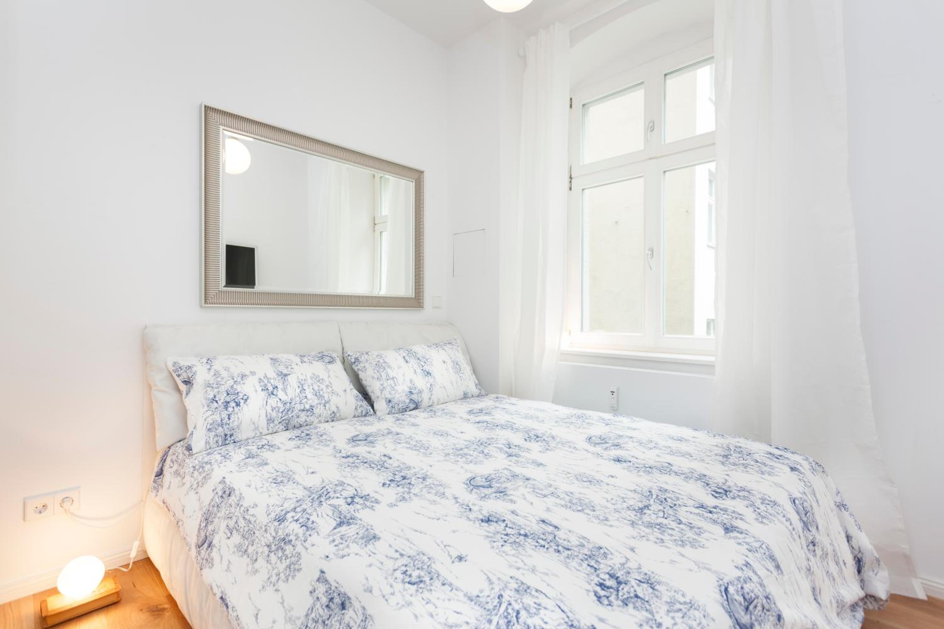 Lofty Torstr Apartments, 4 unique units from 1-3 bedrooms in Mitte, ideal for families & groups, from 2 up to 8 Guests