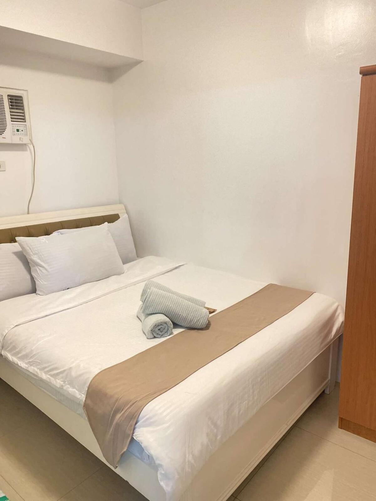 Spacious 2BR Suites at MOA