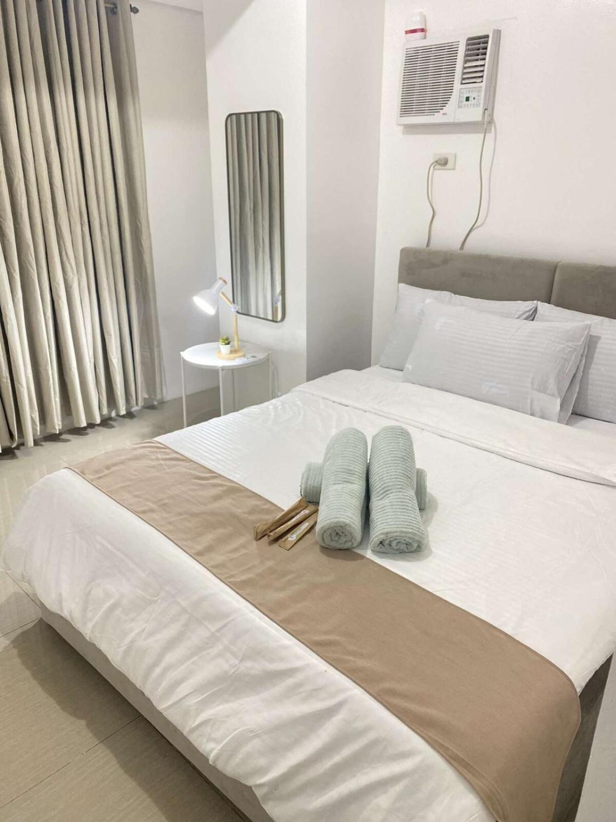 Spacious 2BR Suites at MOA