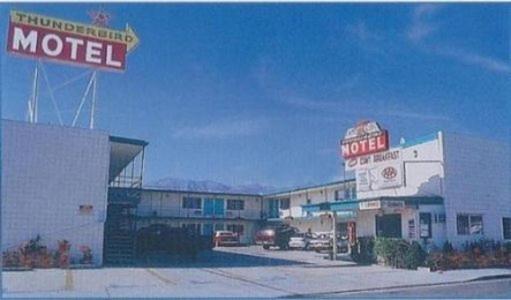 Bishop Vacations - Thunderbird Motel - Property Image 10