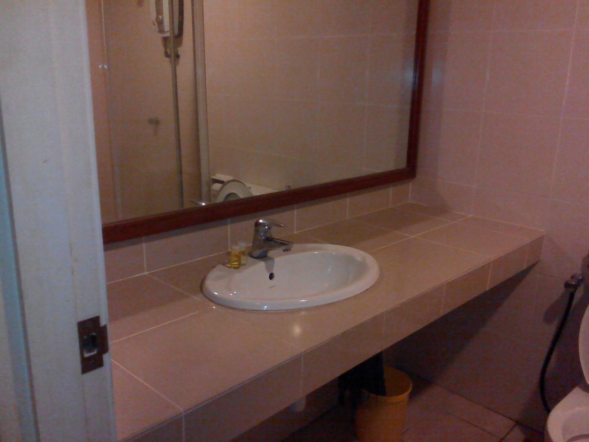 Richone Maluri Private Hotel