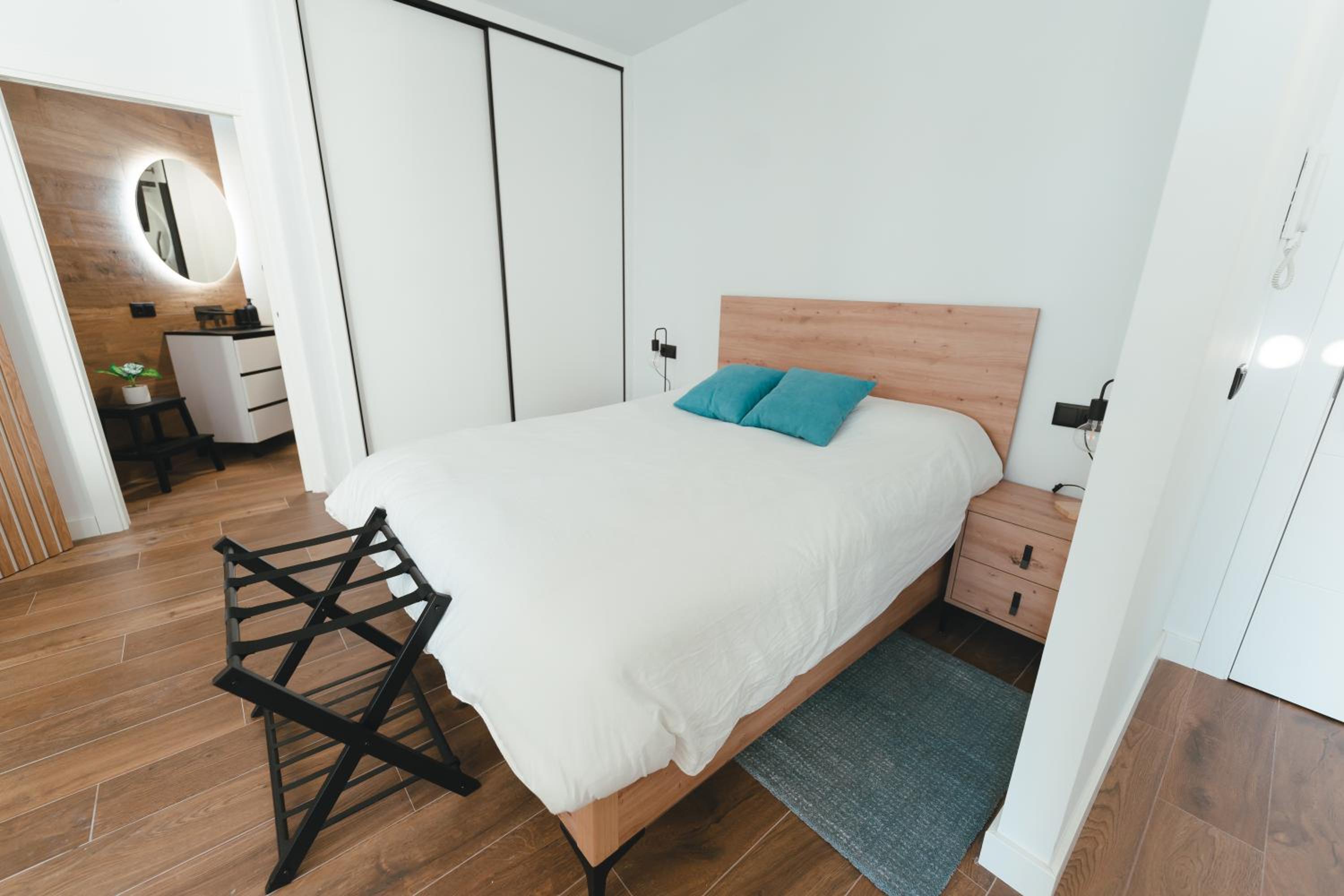 Macarena Suites, con Parking Privado Gratis