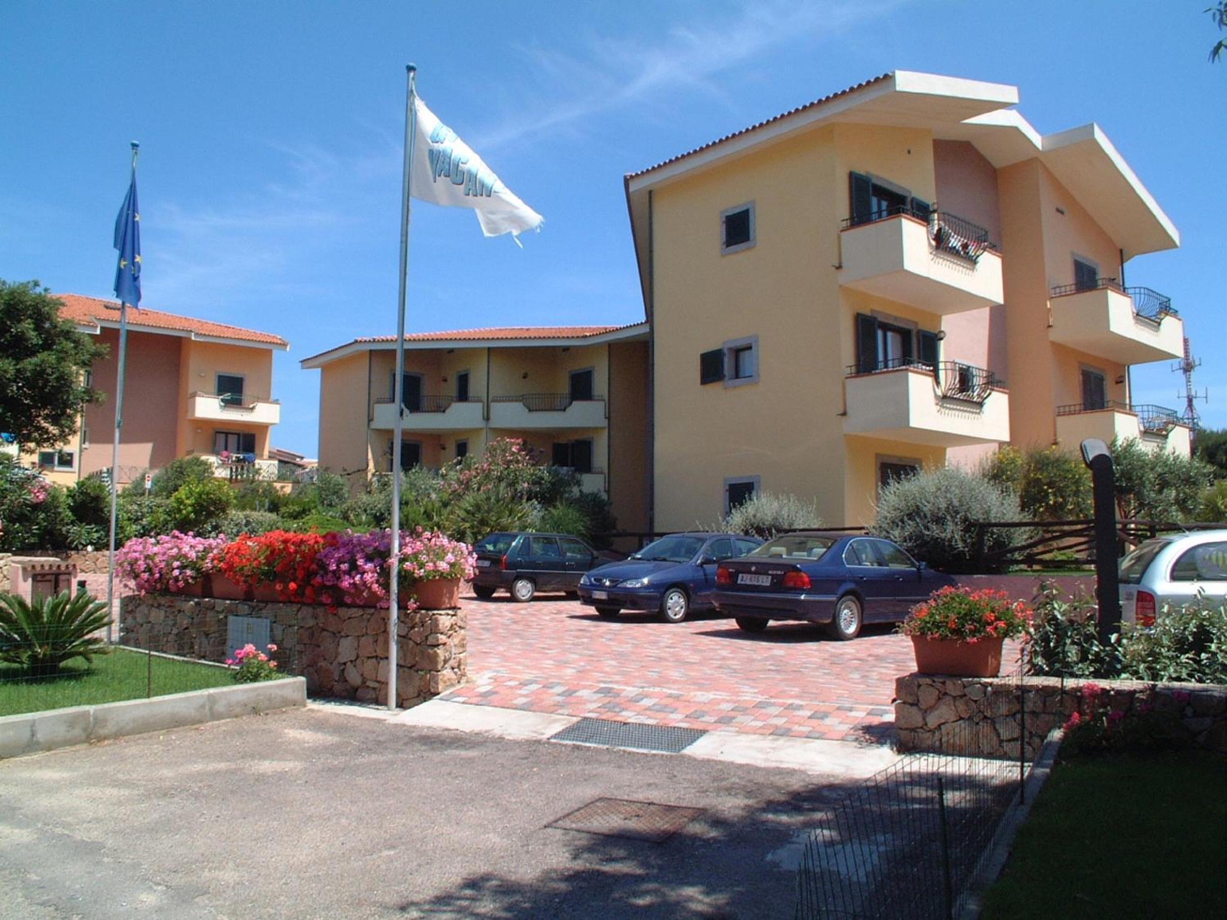 Hotel Residence I Mirti Bianchi - Image 1