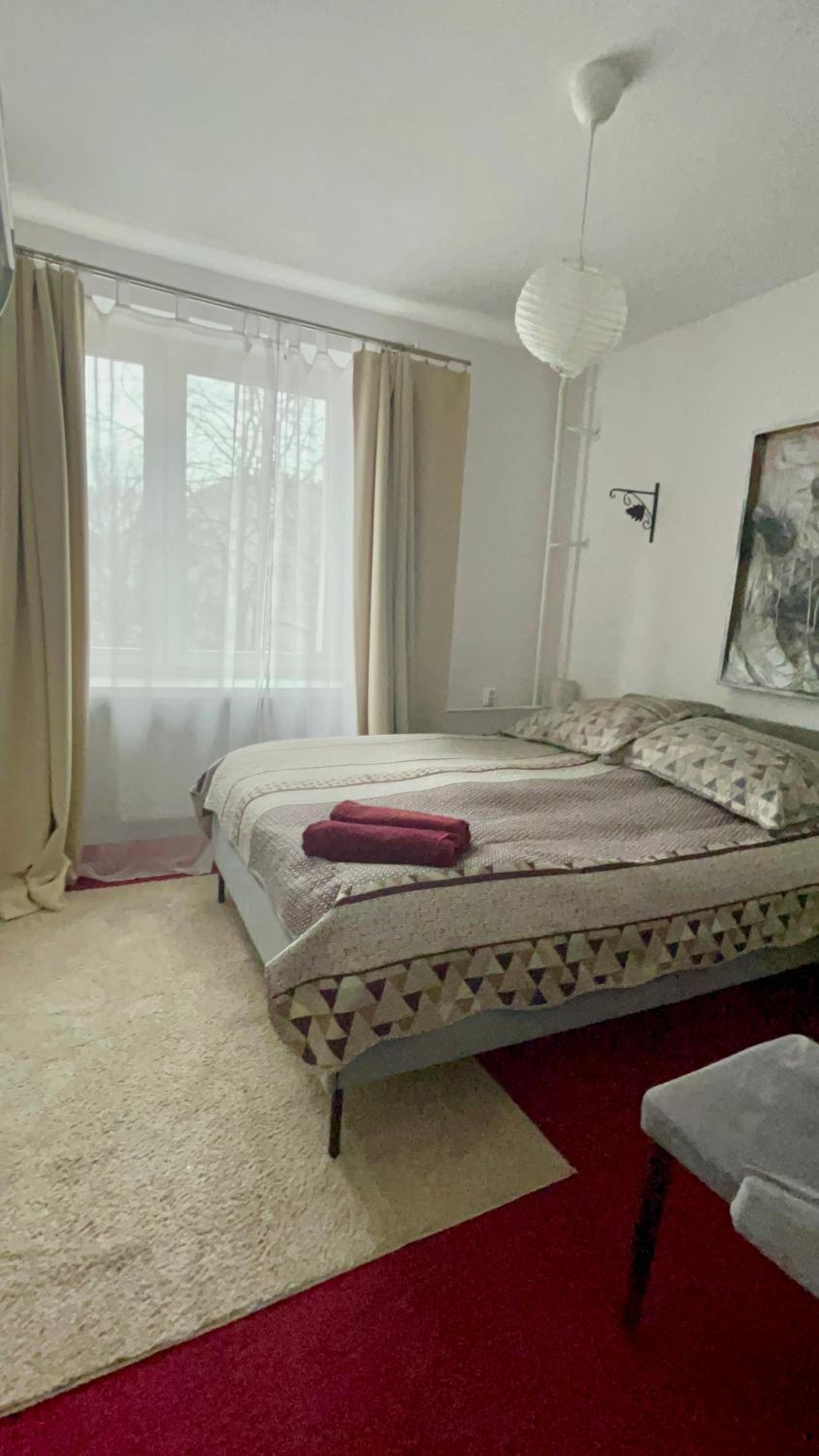 Perfect location two bedrooms with balkony
