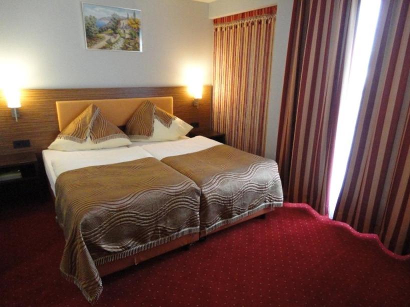 Grand Hotel Dream Main City Center - Property Image 11
