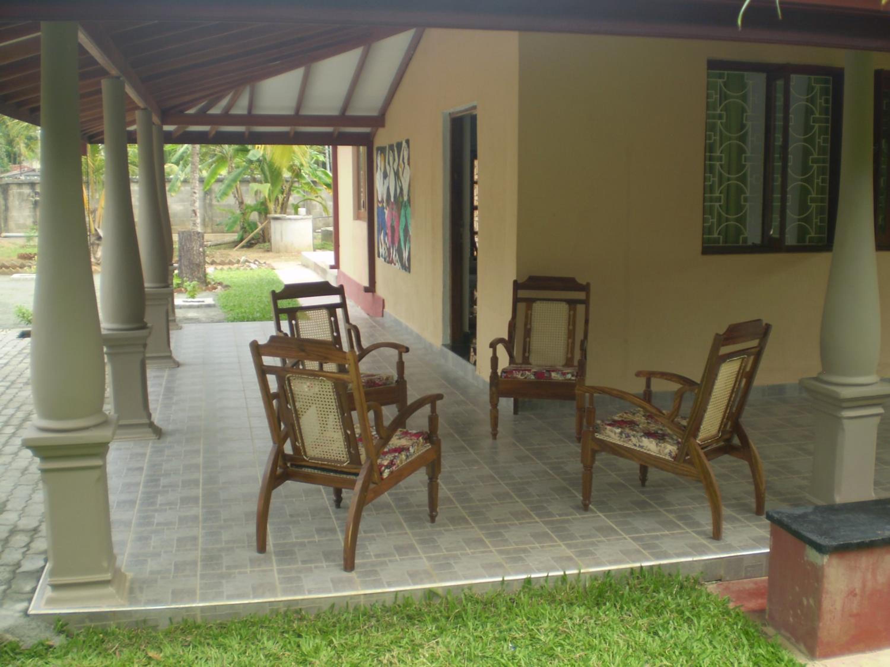 Photo 12