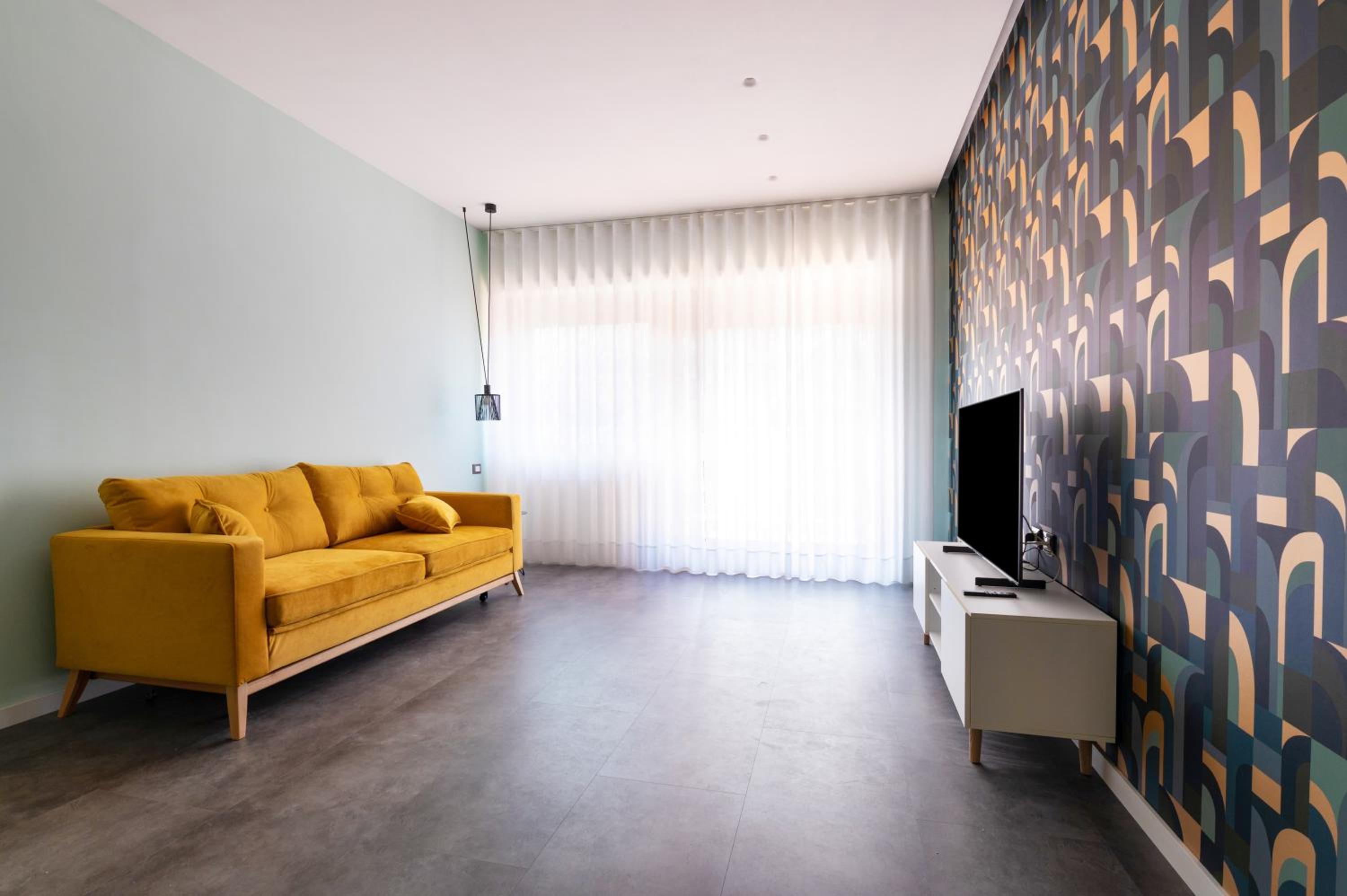 A I R Sorrento Luxury House