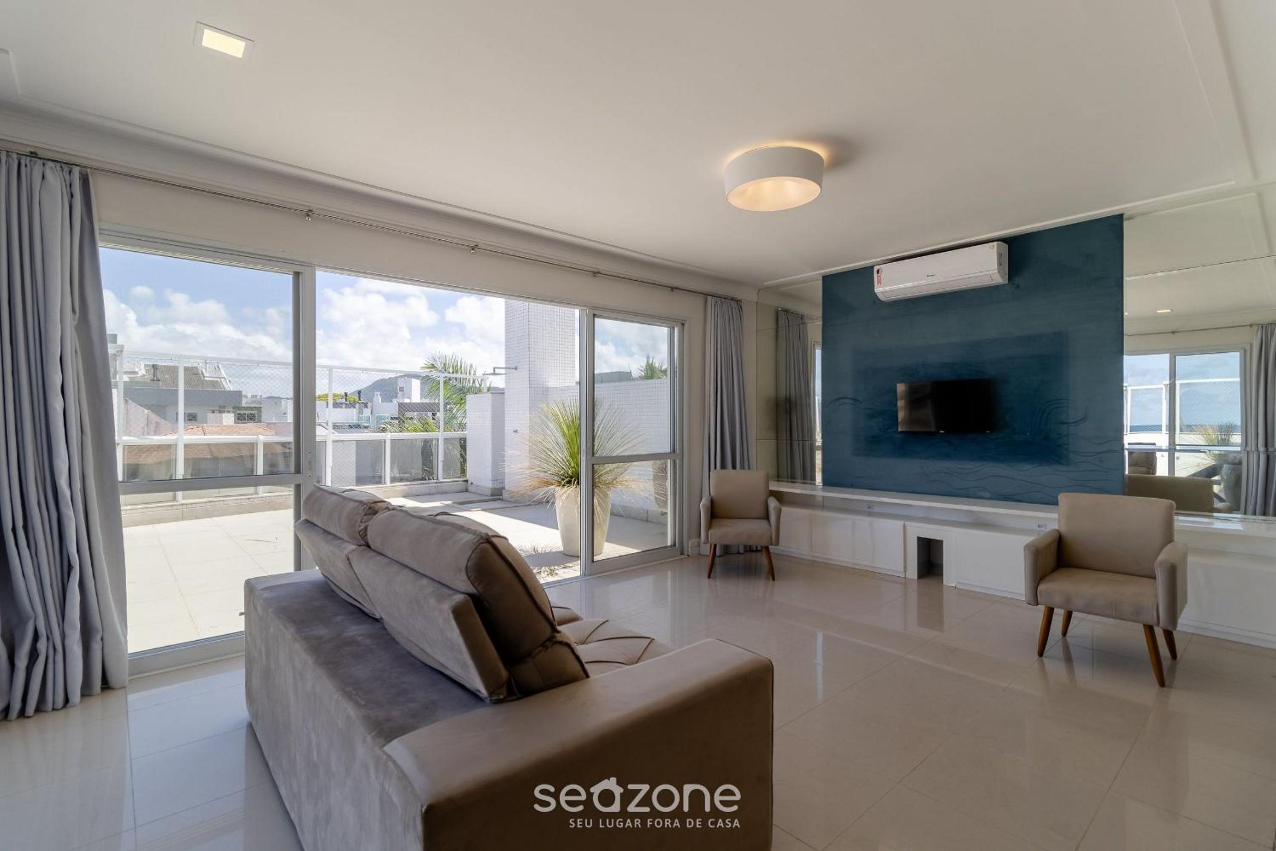 Apartment w/ Barbecue 160m from the Beach RGL0304