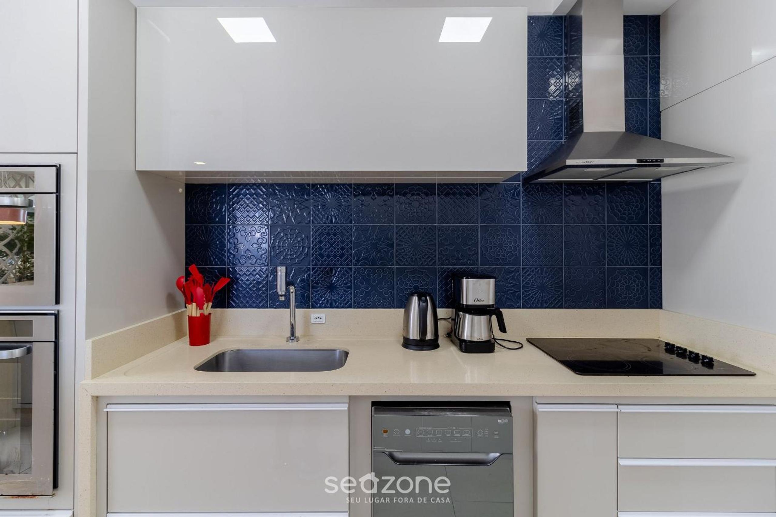 Apartment w/ Barbecue 160m from the Beach RGL0304