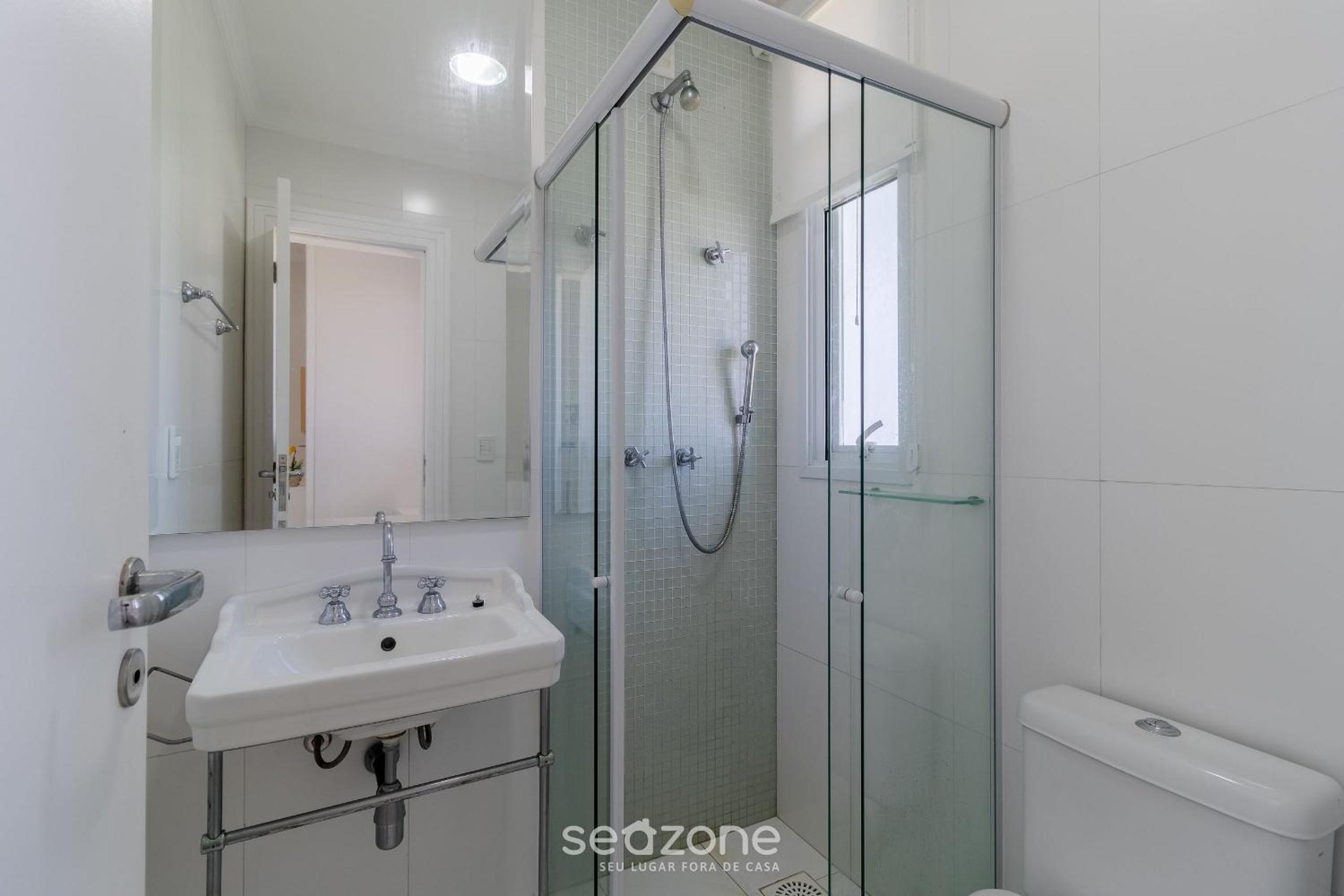 Apartment w/ Barbecue 160m from the Beach RGL0304