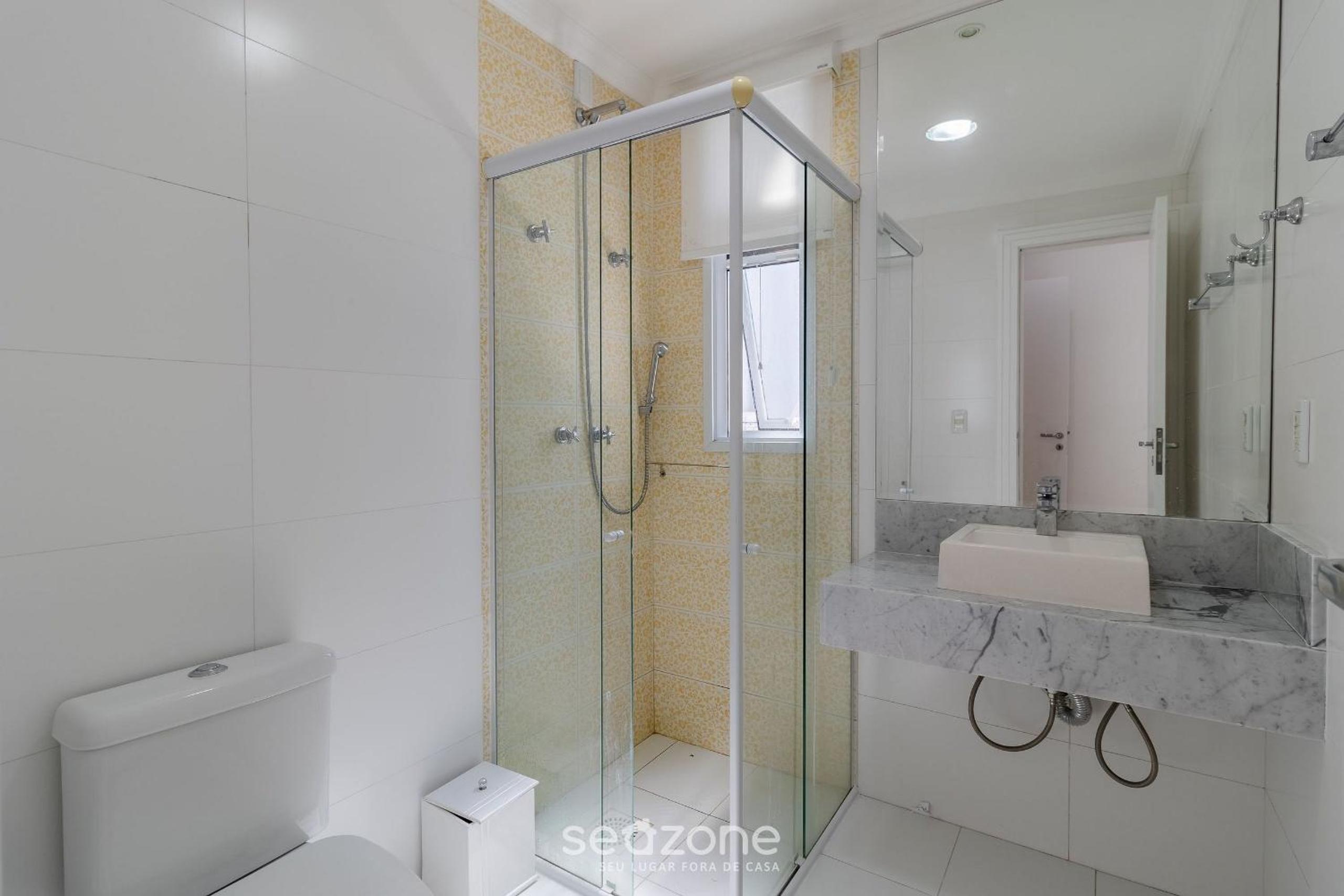 Apartment w/ Barbecue 160m from the Beach RGL0304