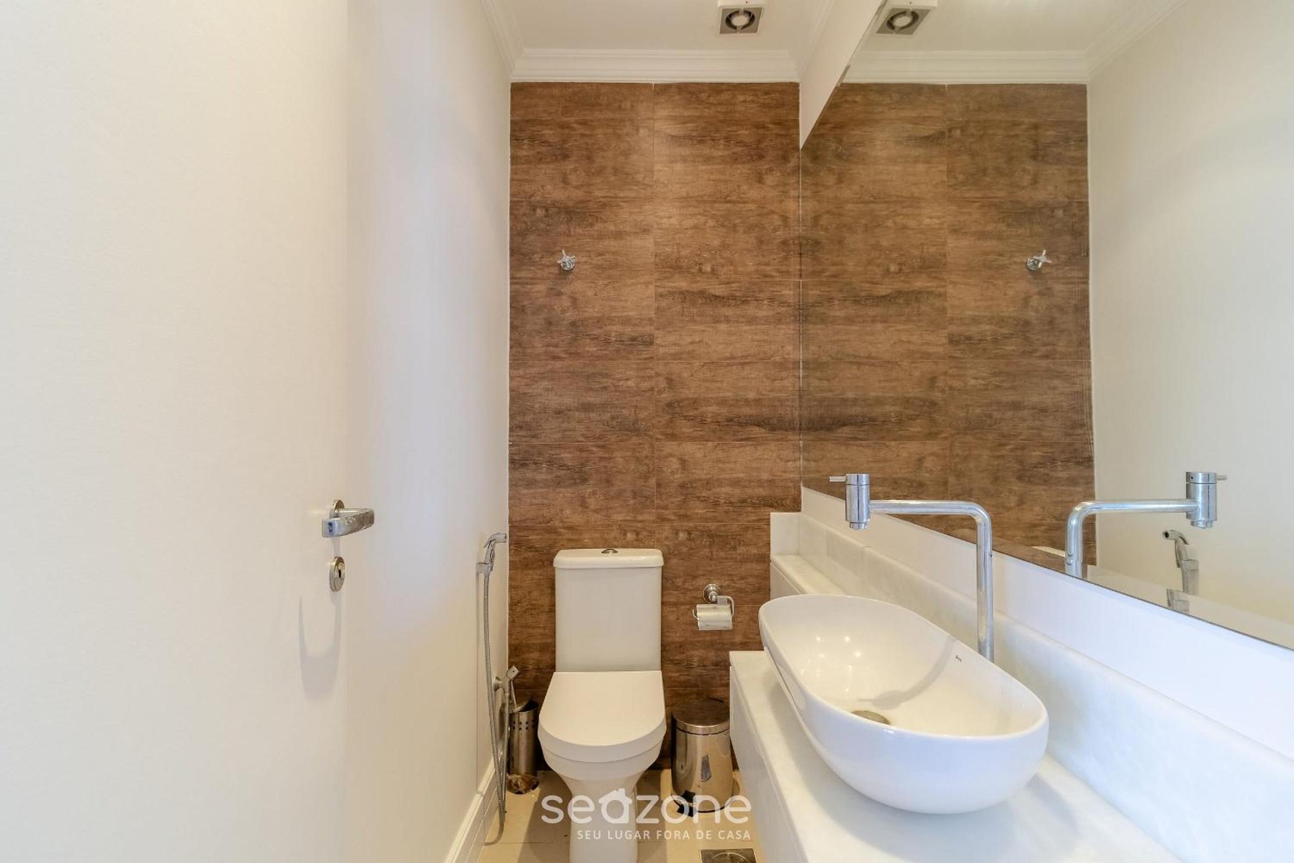 Apartment w/ Barbecue 160m from the Beach RGL0304
