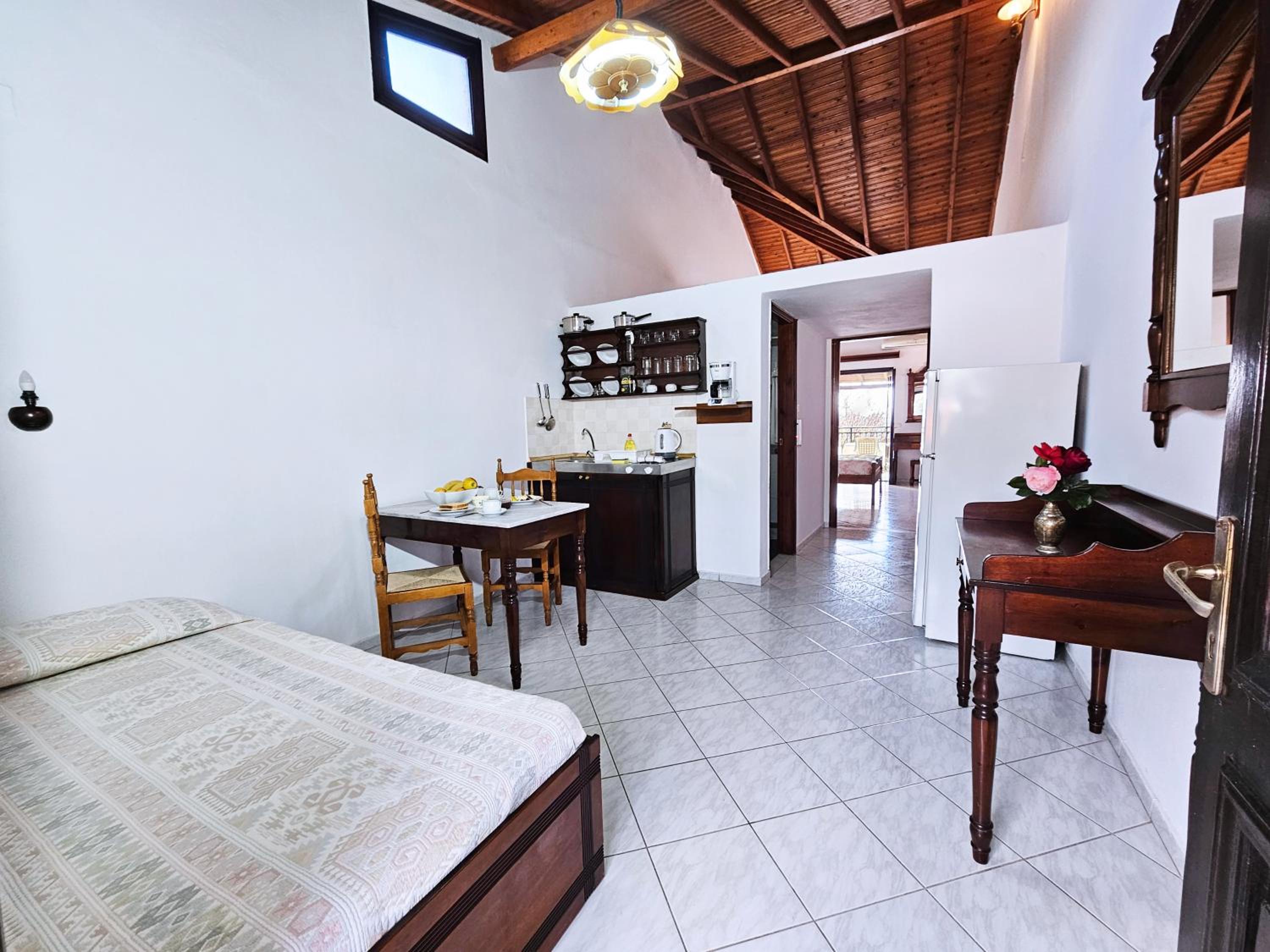 Katerina Apartments