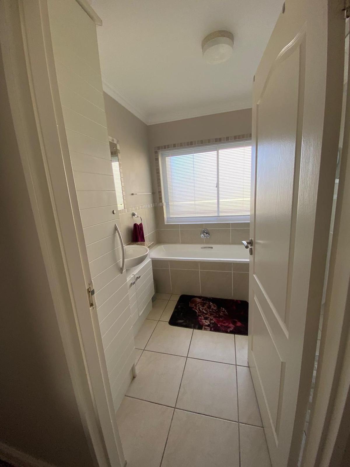 Waters Edge Guest House