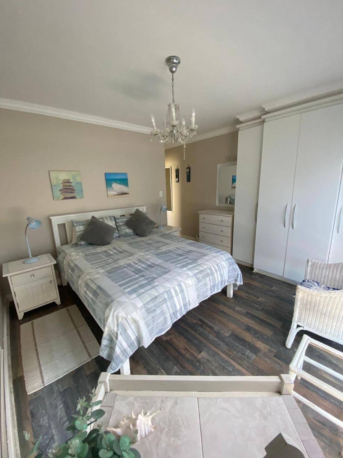 Waters Edge Guest House