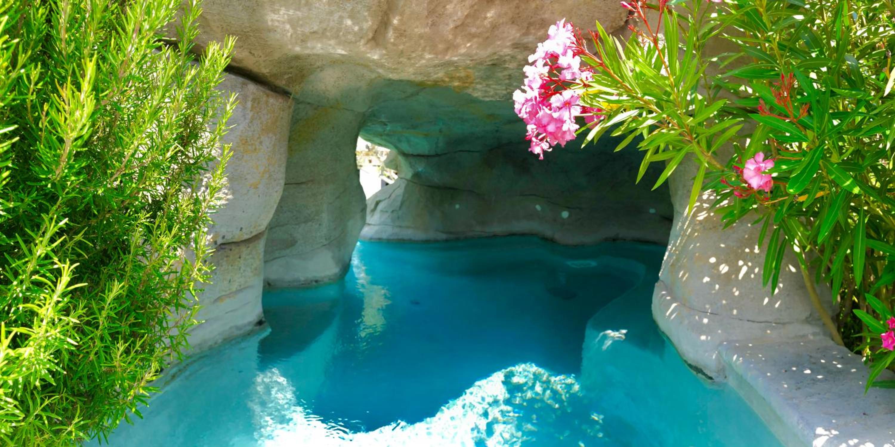 Wild Boar Mountain, Luxury Escape & Stunning Views!, photo 5