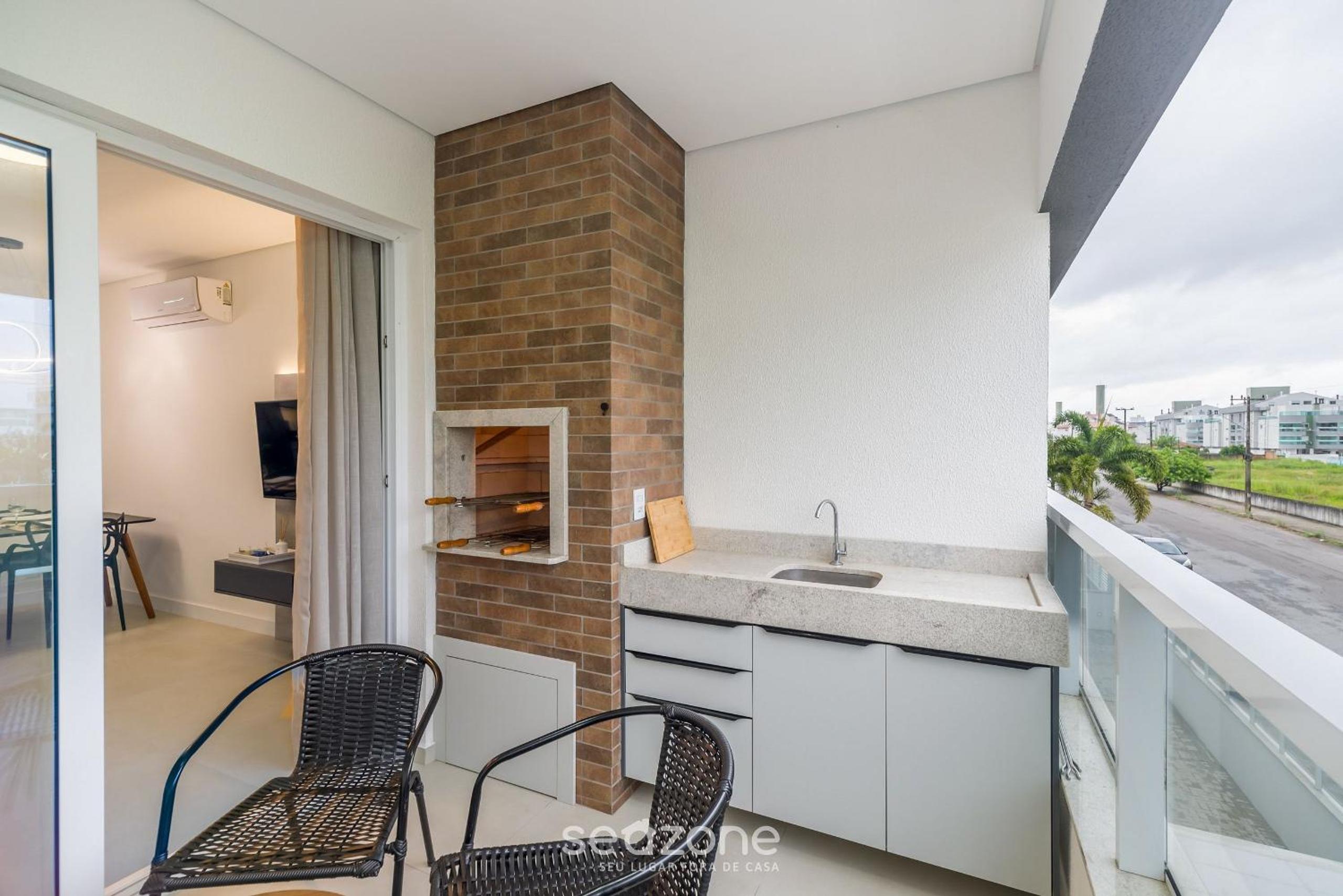 Apart in Cond. w/ pool 400m from the beach TDB0101