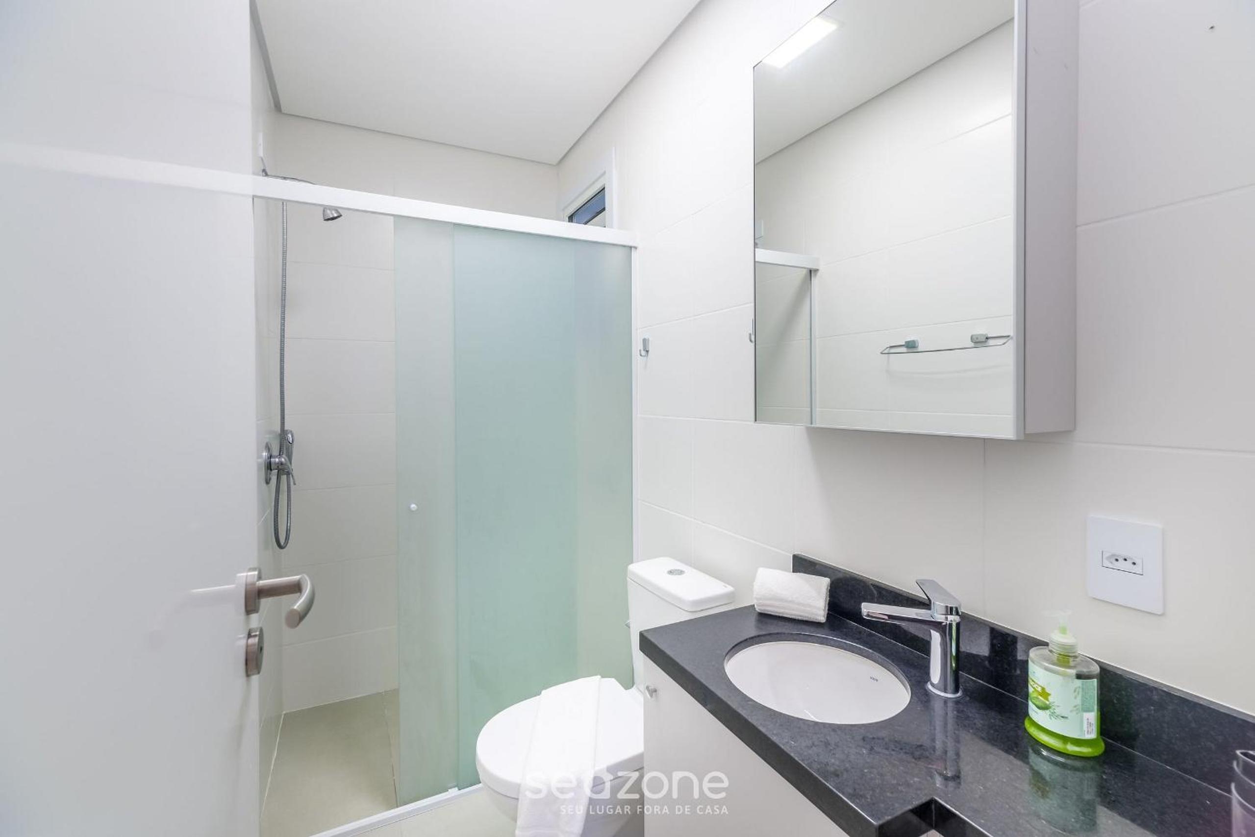 Apart in Cond. w/ pool 400m from the beach TDB0101