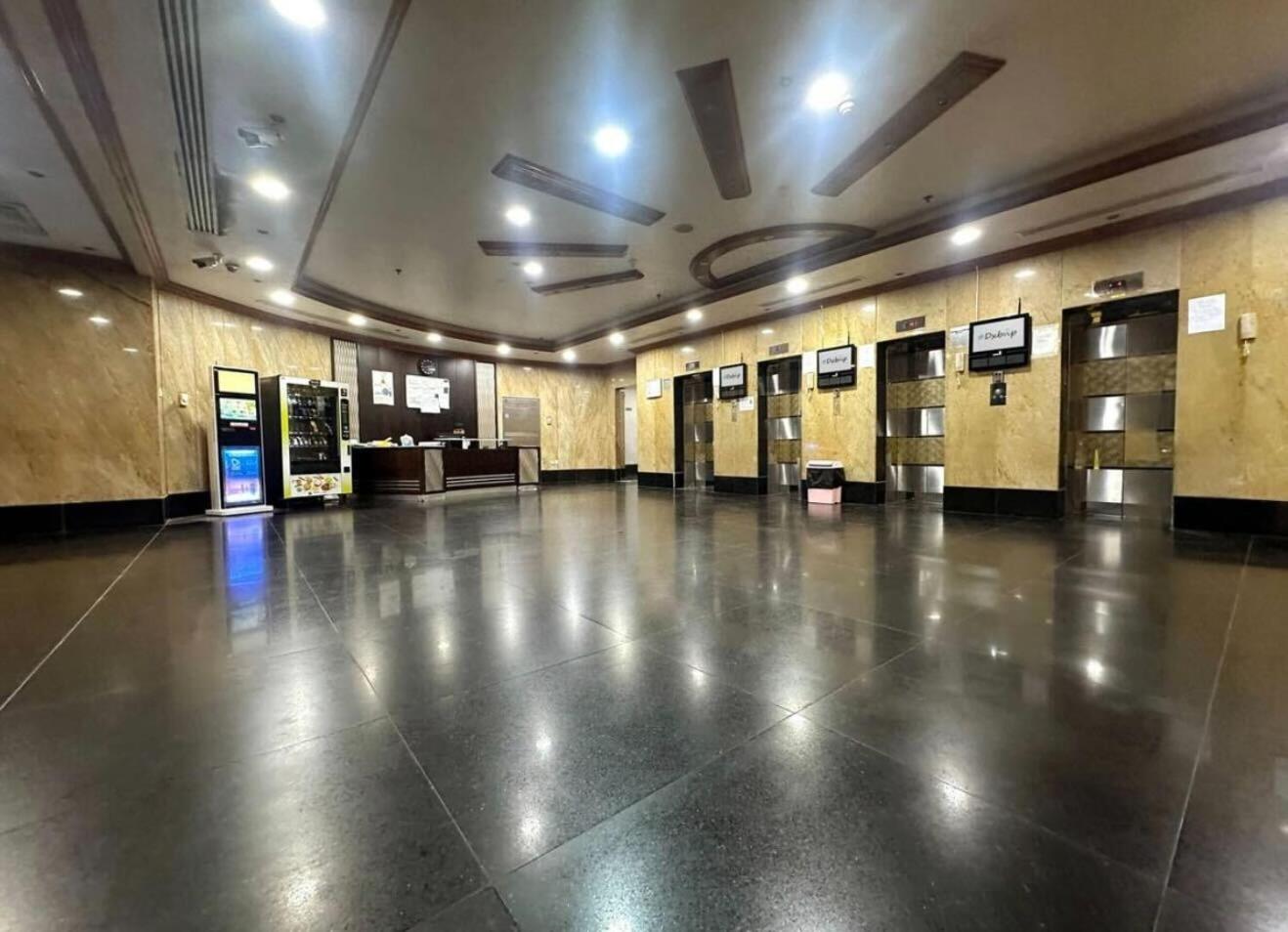 Center Point Partition Room in Tecom