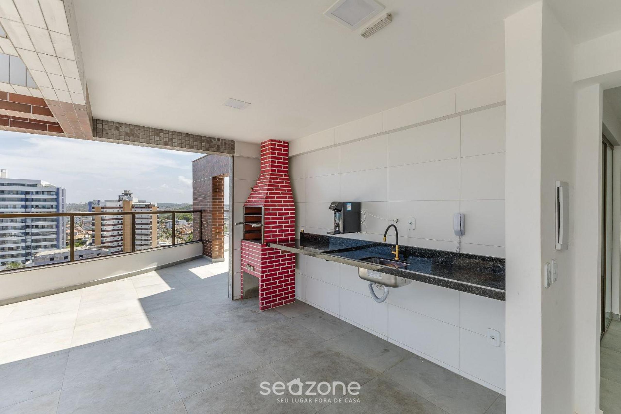 Building with swimming pool 300m from the beach in Ilhéus - MMD