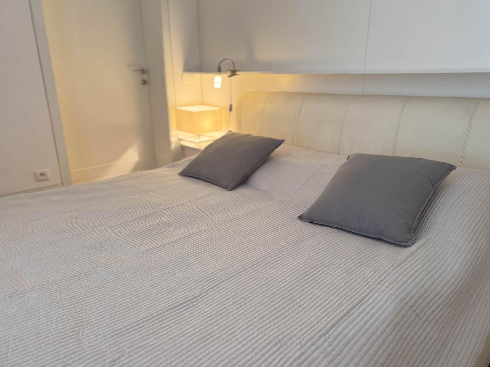 Apartment 29 Old Town, 2 Bathrooms, AC, Quiet