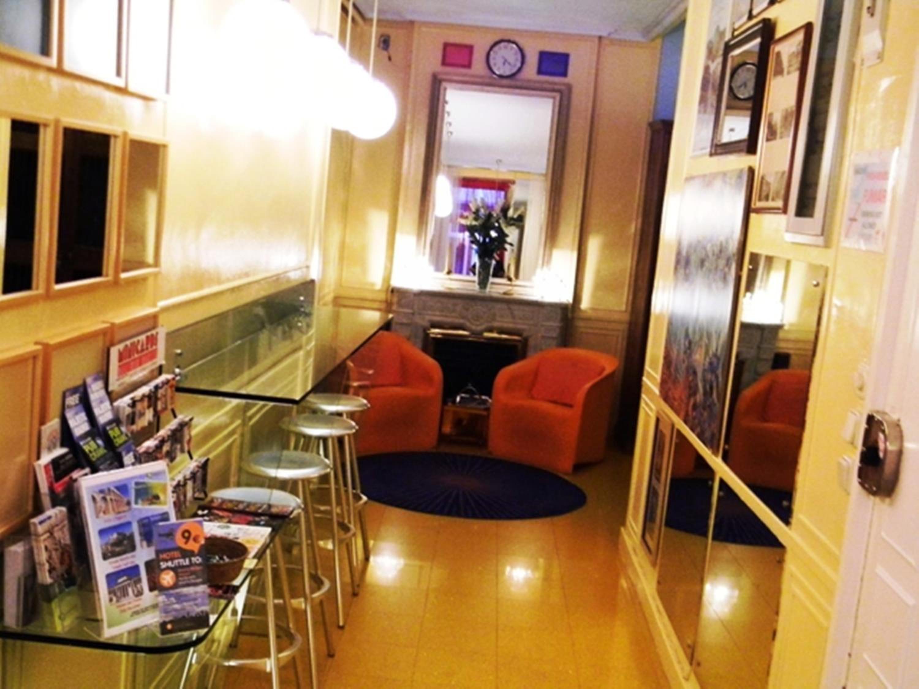 Hostal La Fontana