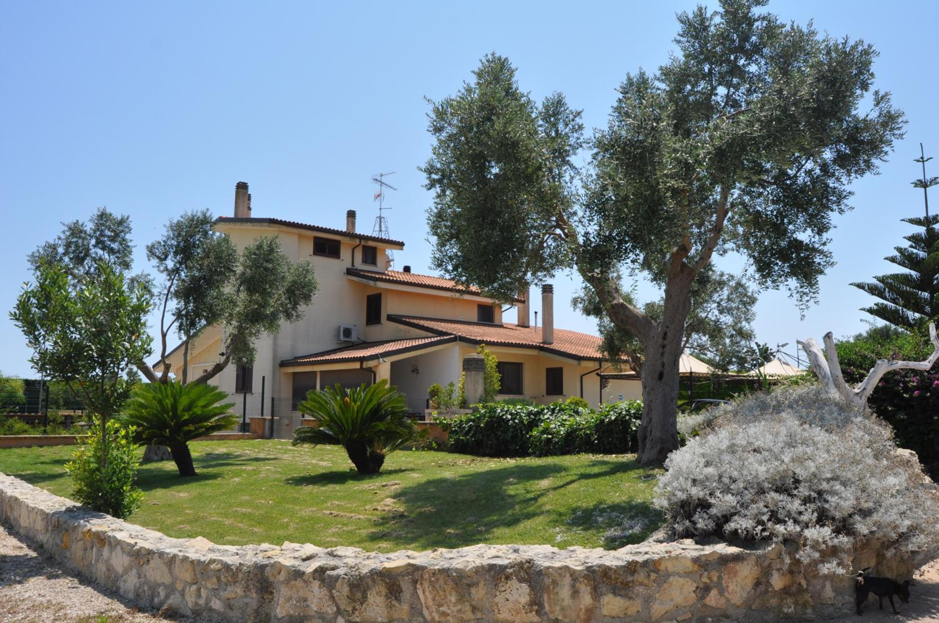 Giardini di Marzo Lecce B&B