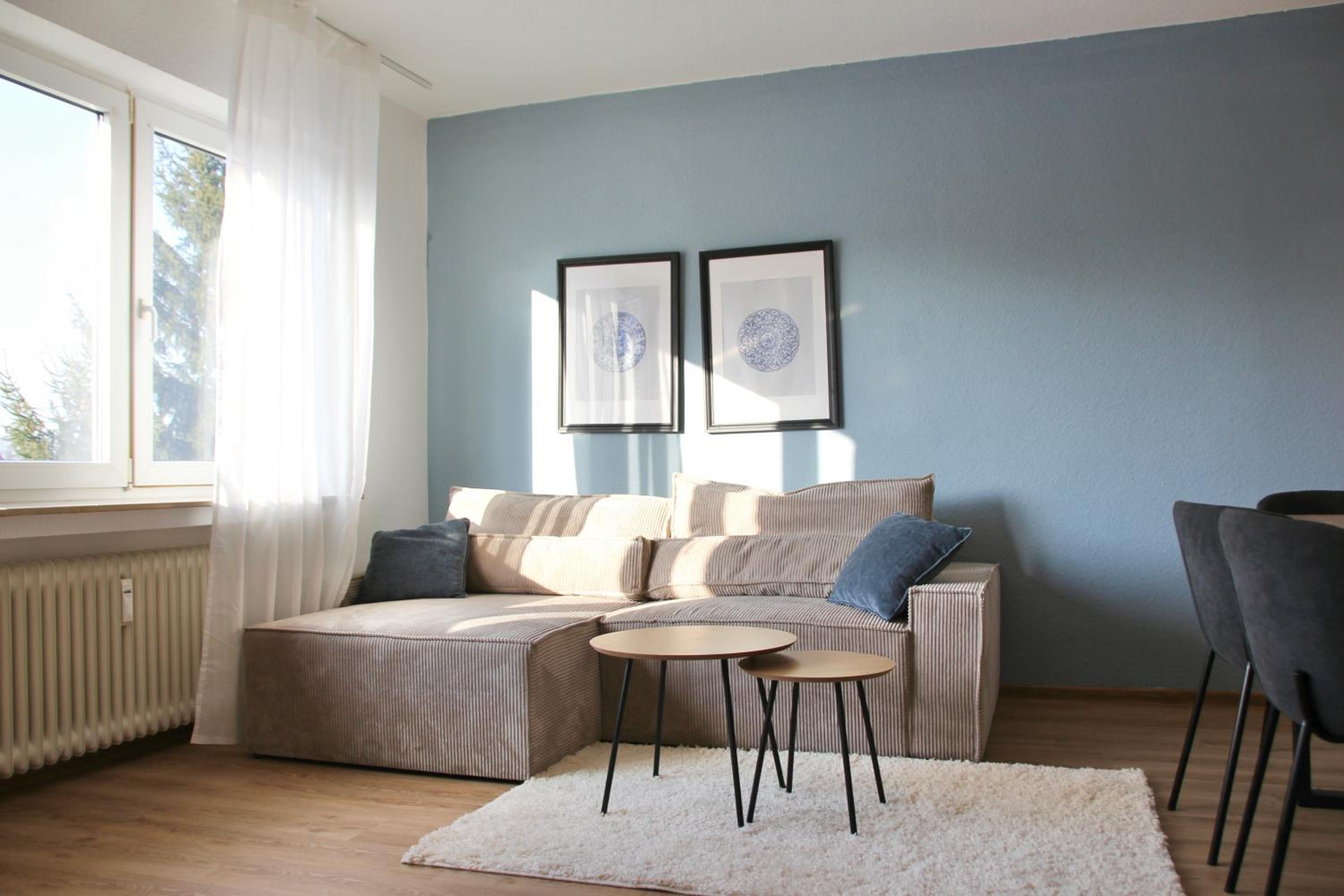 Große 6 Personen Wohnung I Balkon I zentral I Boxspringbett I Wifi
