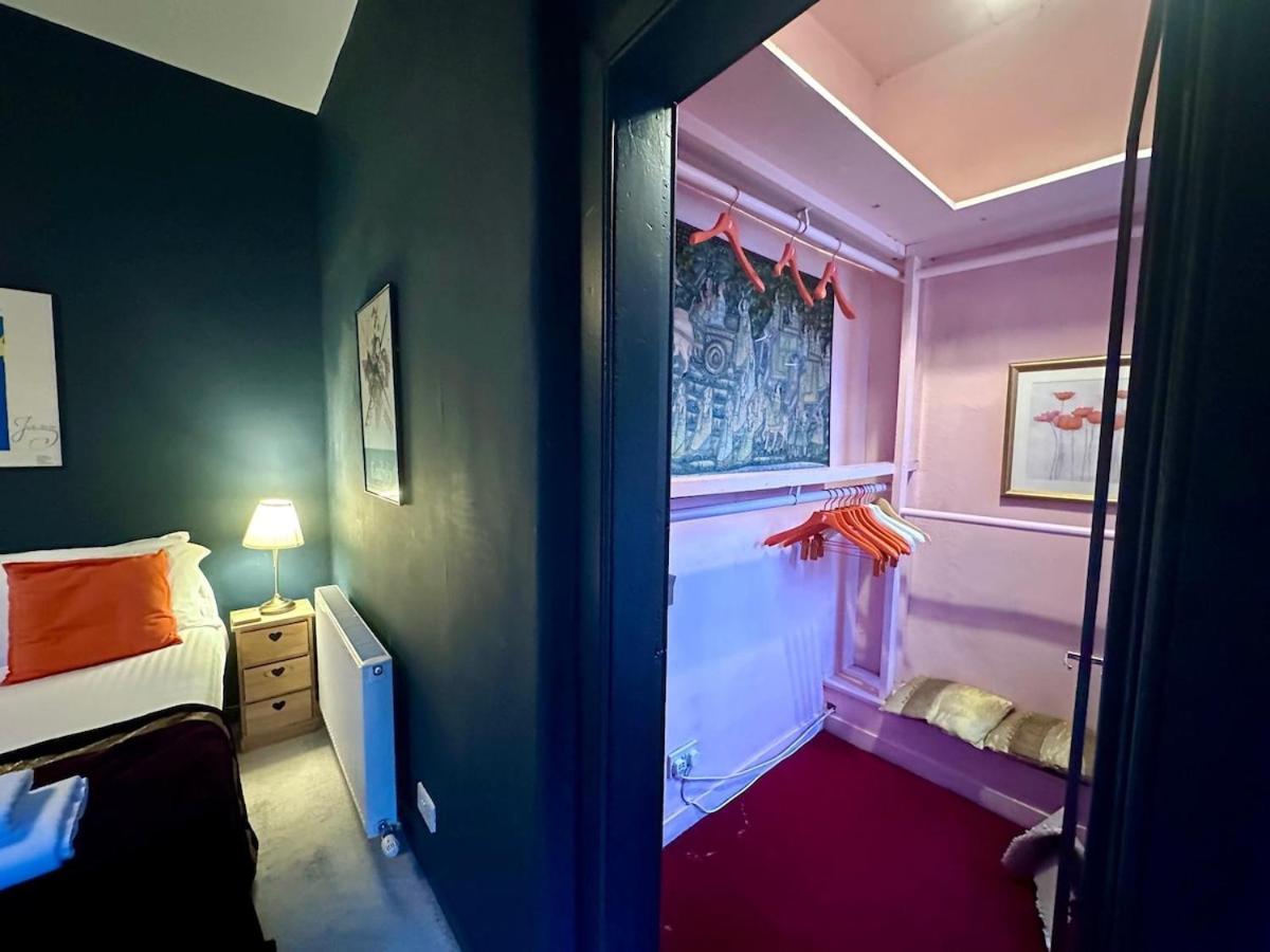 Unique cozy nest for 2, Old Town