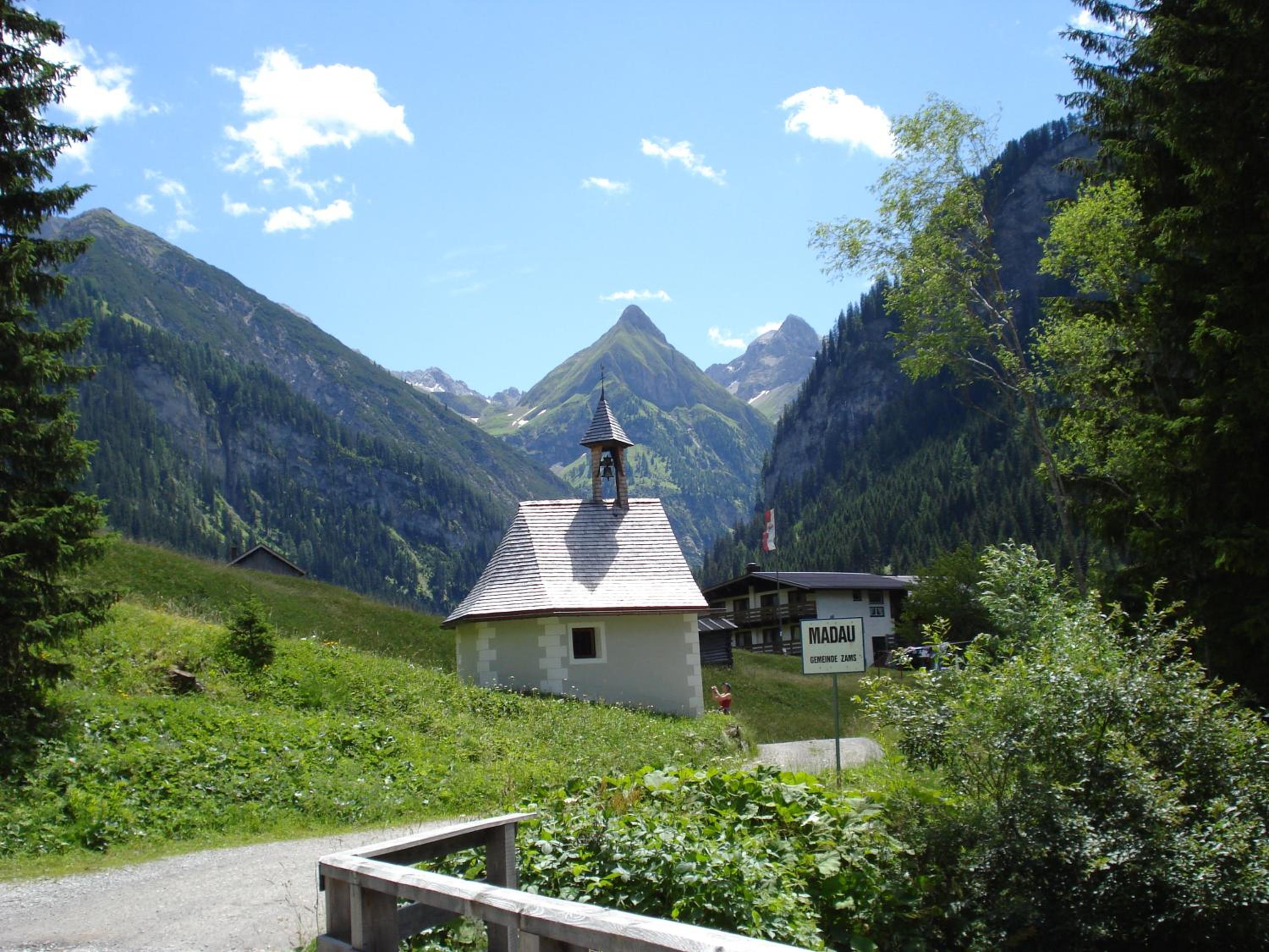 Photo 29