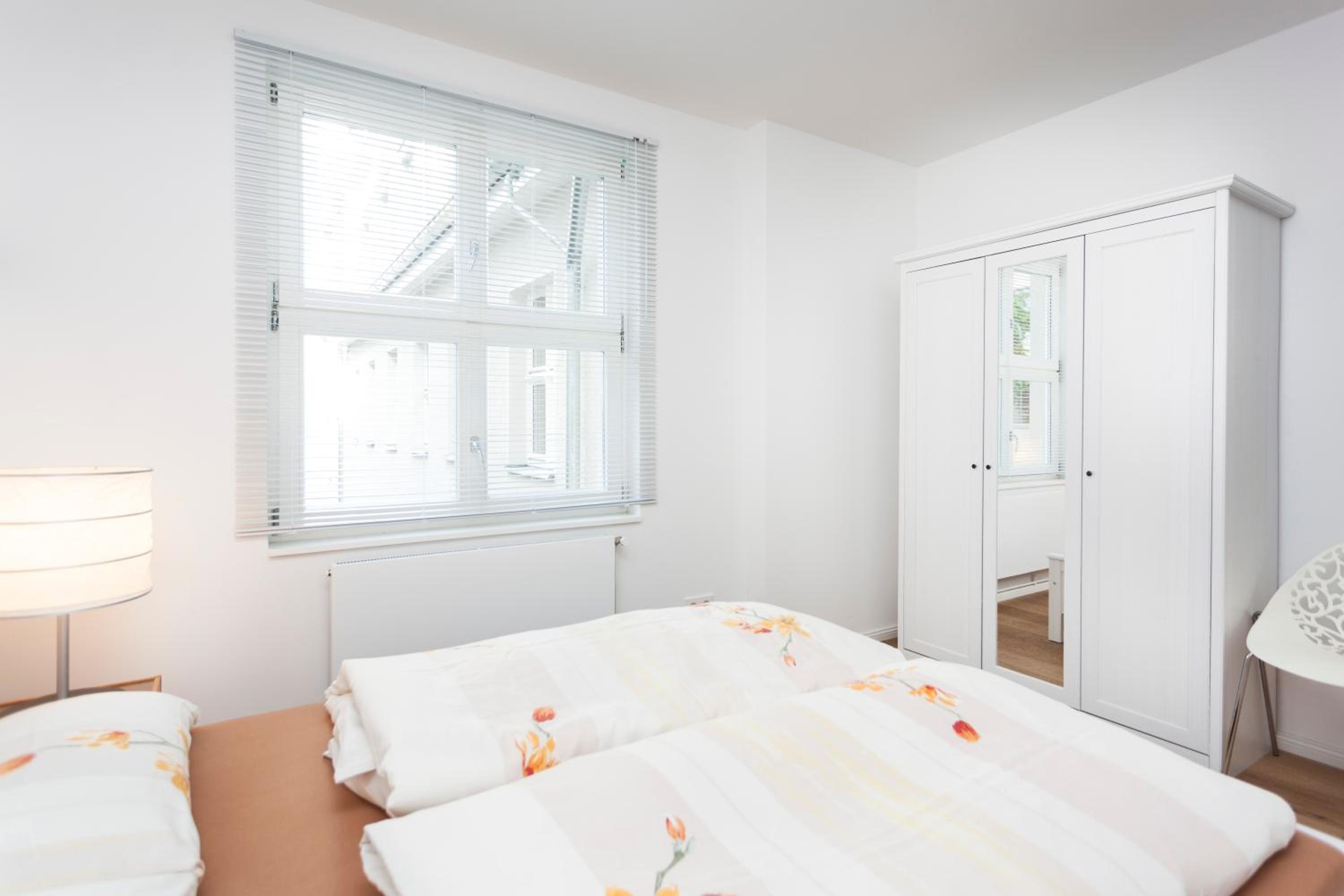 Lofty Torstr Apartments, 4 unique units from 1-3 bedrooms in Mitte, ideal for families & groups, from 2 up to 8 Guests