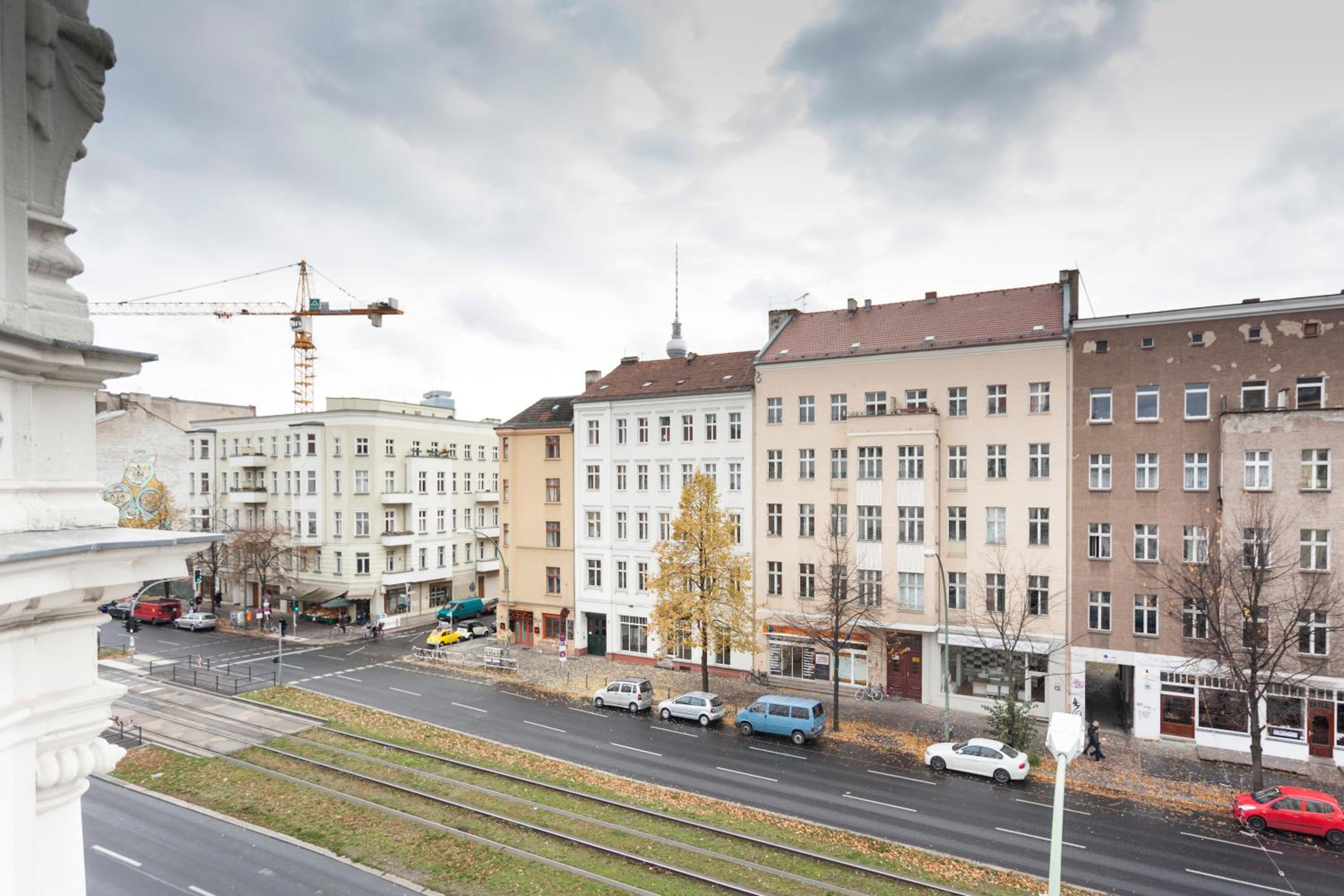 Lofty Torstr Apartments, 4 unique units from 1-3 bedrooms in Mitte, ideal for families & groups, from 2 up to 8 Guests