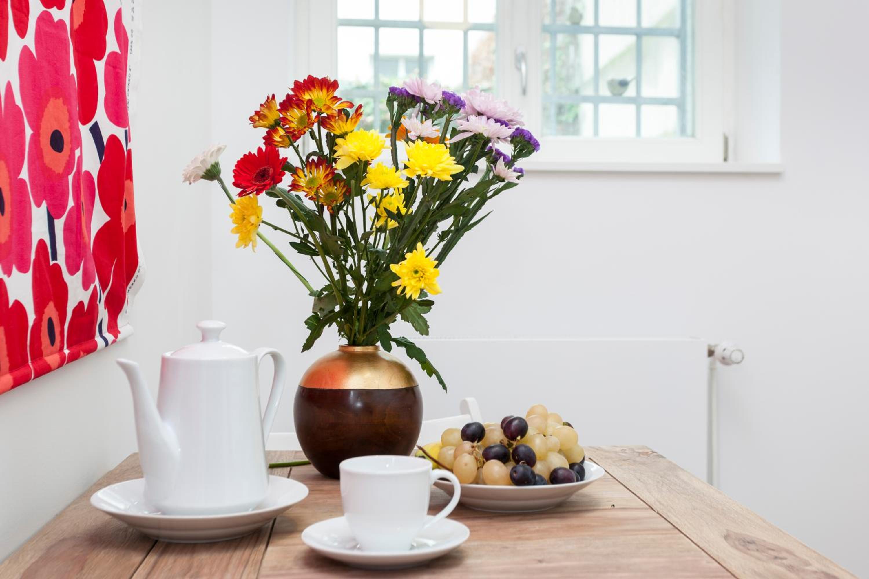 Lofty Torstr Apartments, 4 unique units from 1-3 bedrooms in Mitte, ideal for families & groups, from 2 up to 8 Guests