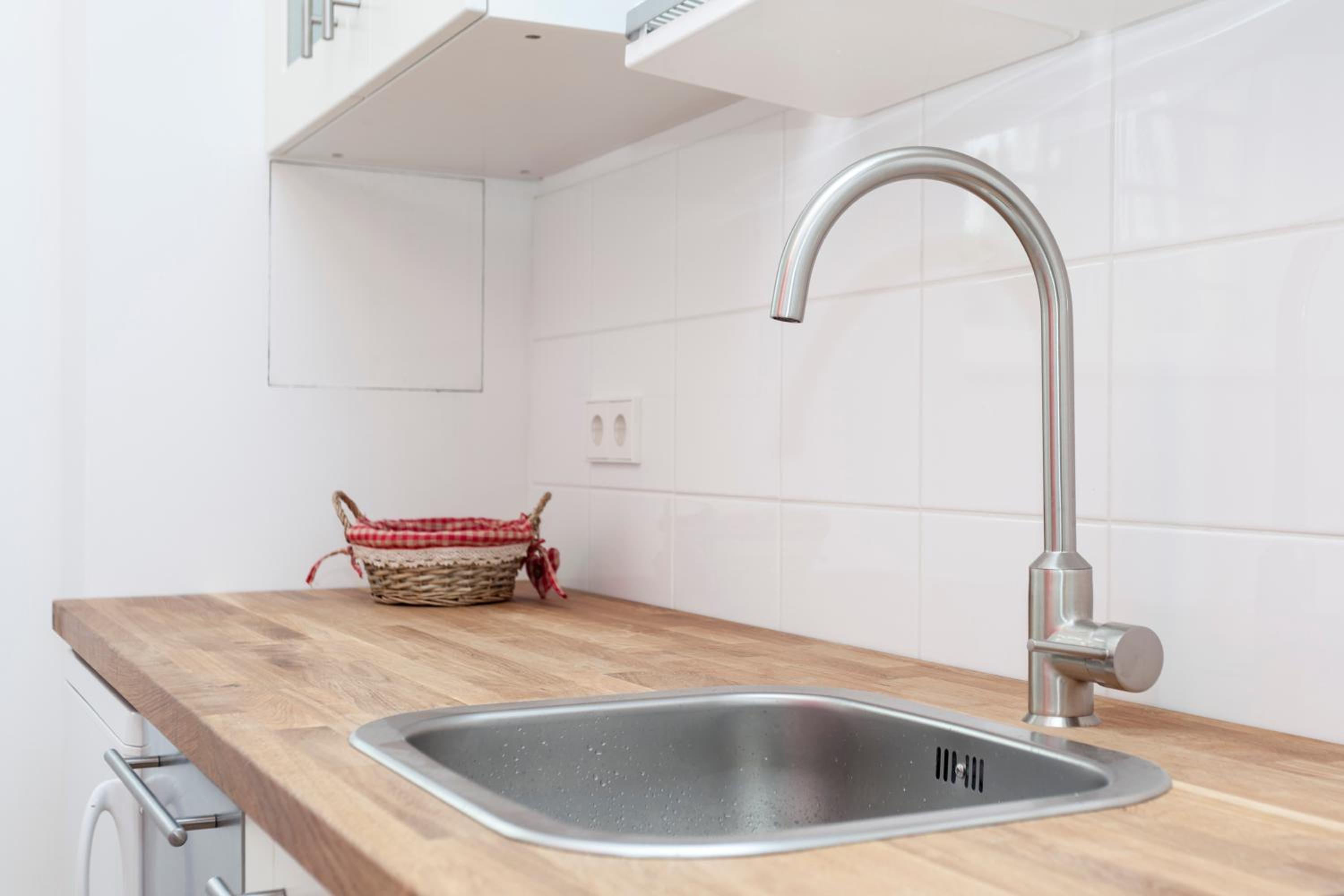 Lofty Torstr Apartments, 4 unique units from 1-3 bedrooms in Mitte, ideal for families & groups, from 2 up to 8 Guests