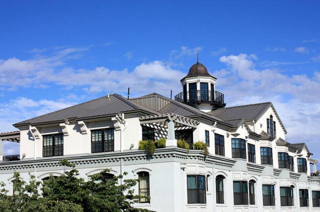 Chico Vacations - Hotel Diamond - Property Image 3