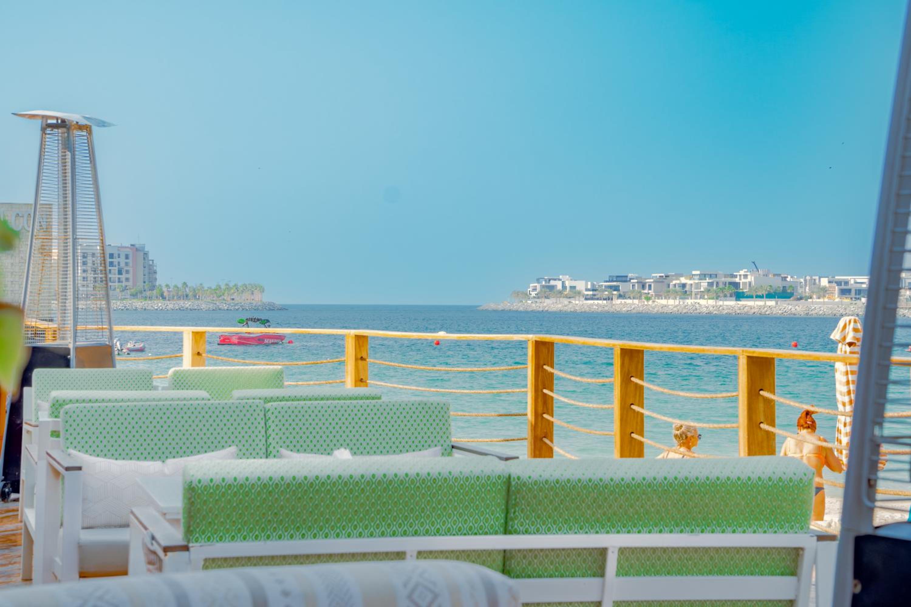 Dubai Marine Beach Resort & Spa