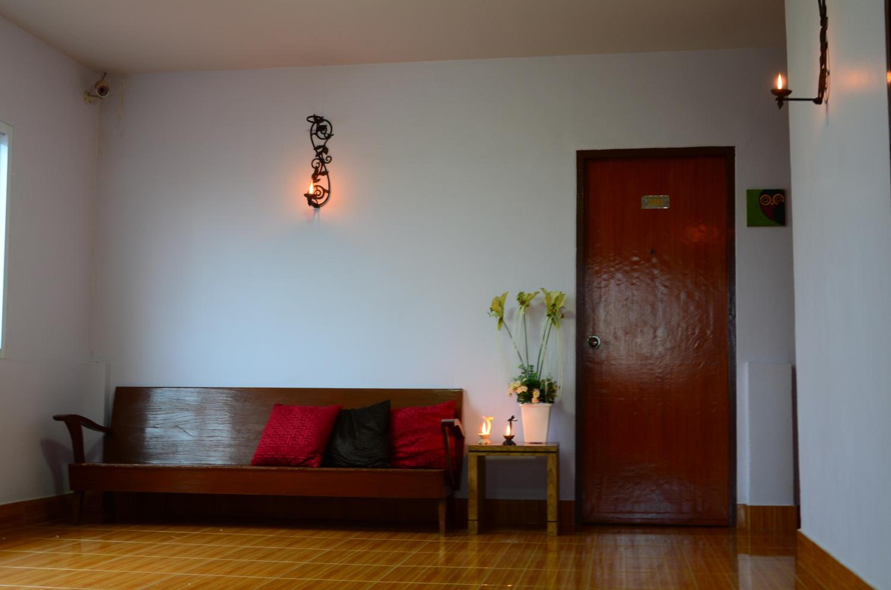 Phoonsab Hostel