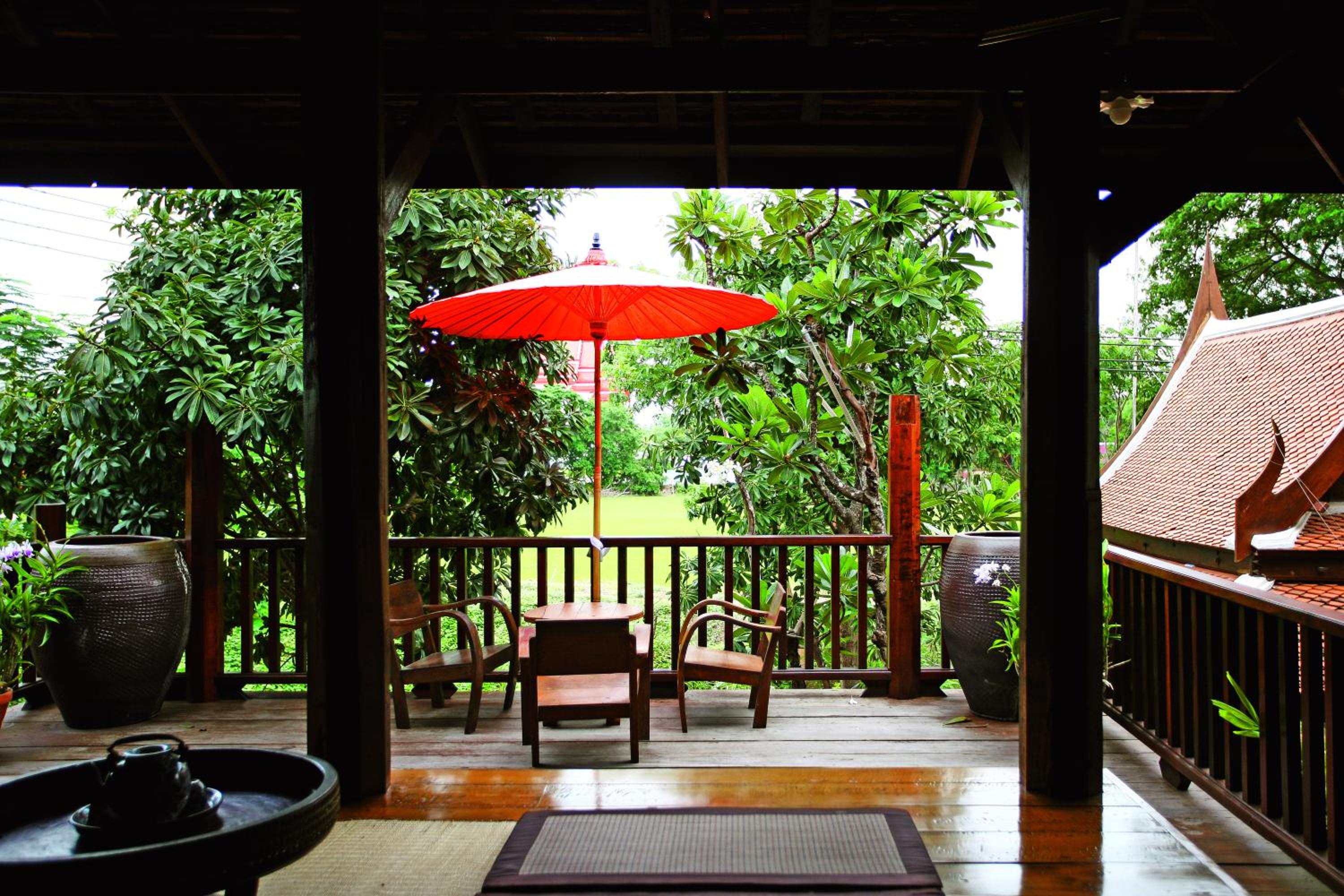 outdoor BBQ area