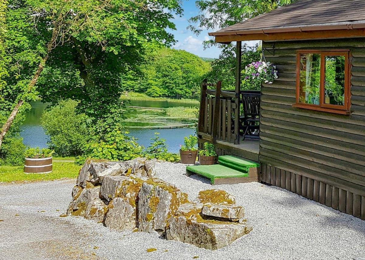 Garnffrwd Cottages