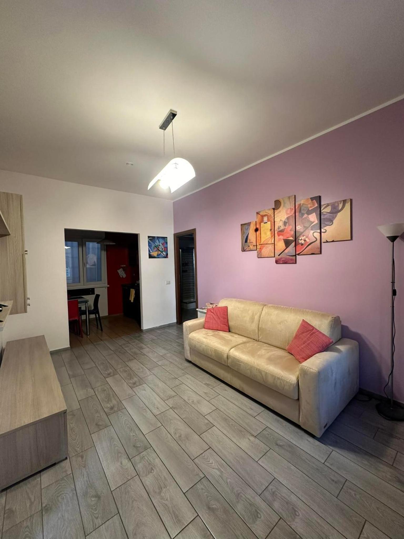 Lovely flat next to vatican - private entrance