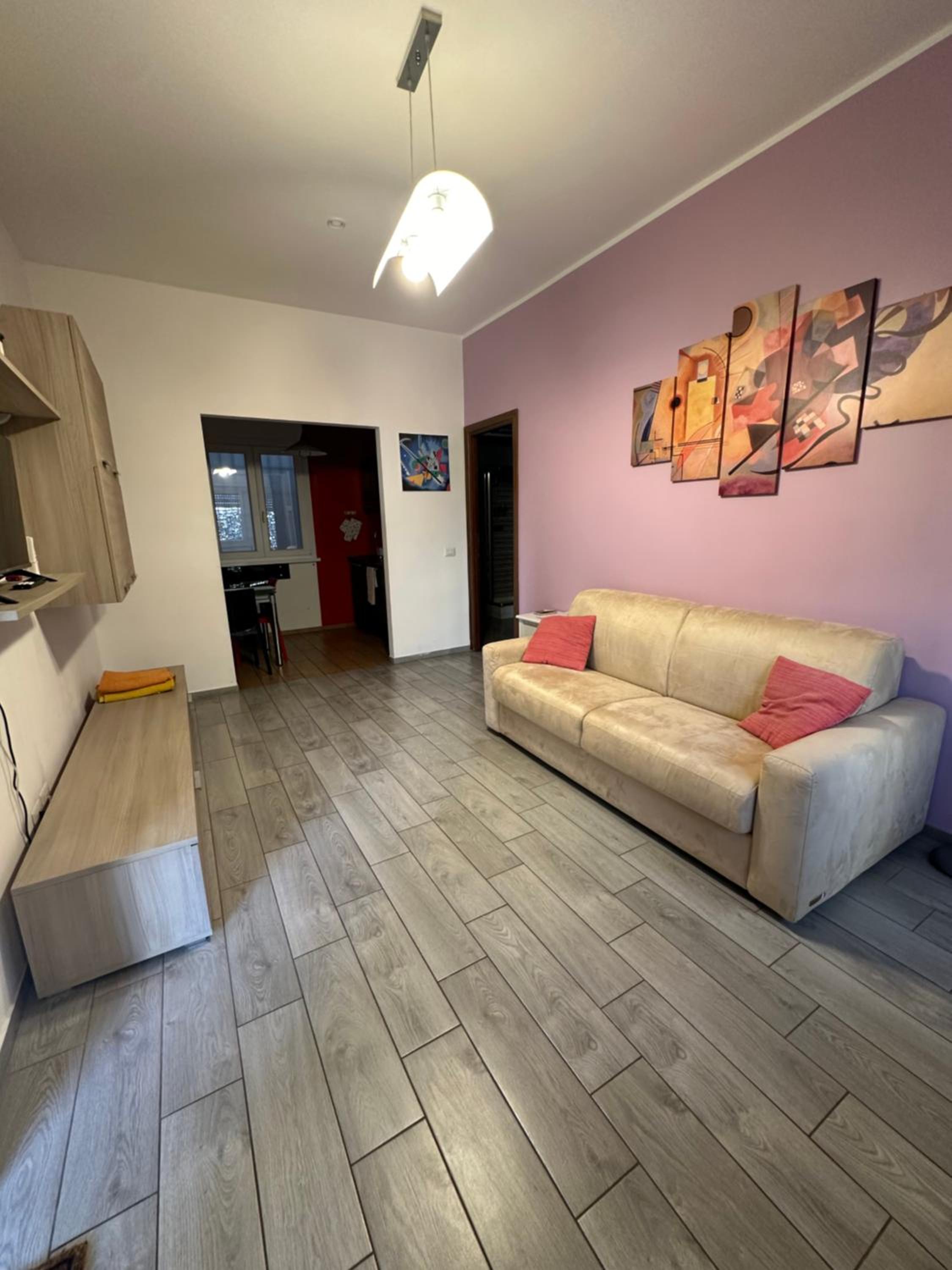 Lovely flat next to vatican - private entrance