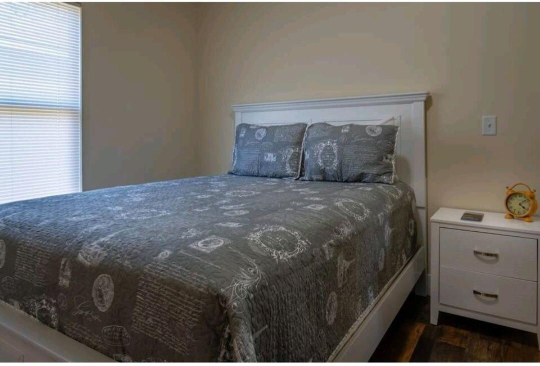 Walking Distance To Downtown 2bd 2ba house in Paso Robles