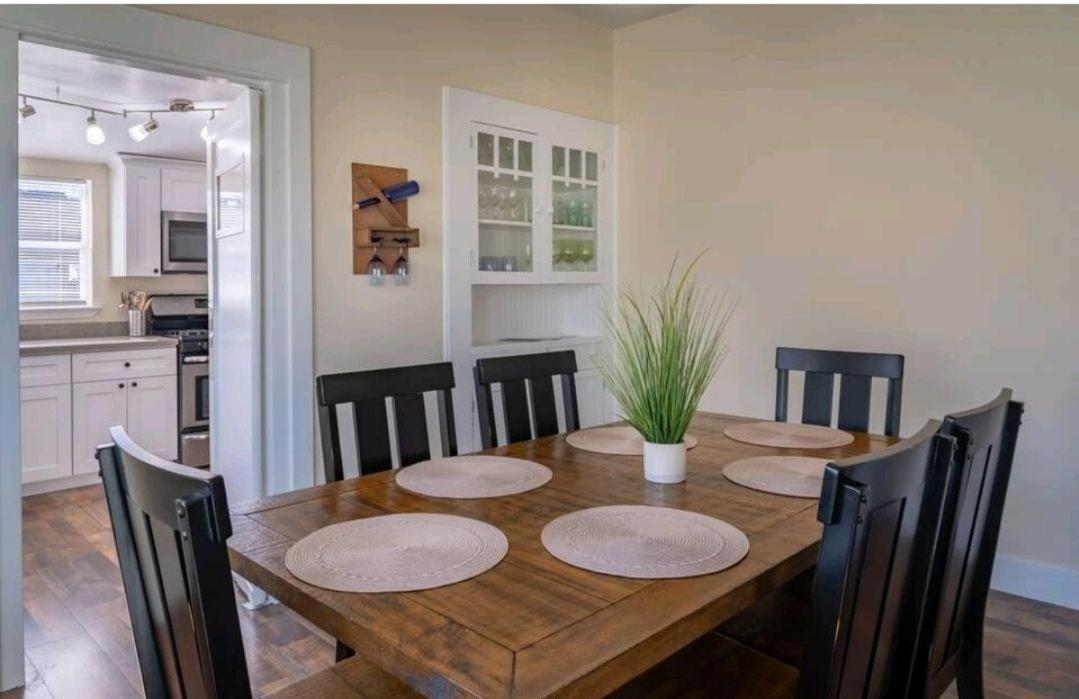Walking Distance To Downtown 2bd 2ba house in Paso Robles