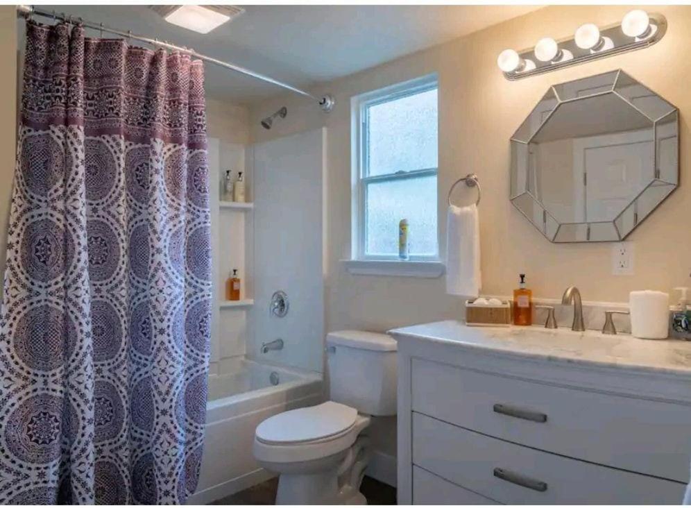 Walking Distance To Downtown 2bd 2ba house in Paso Robles