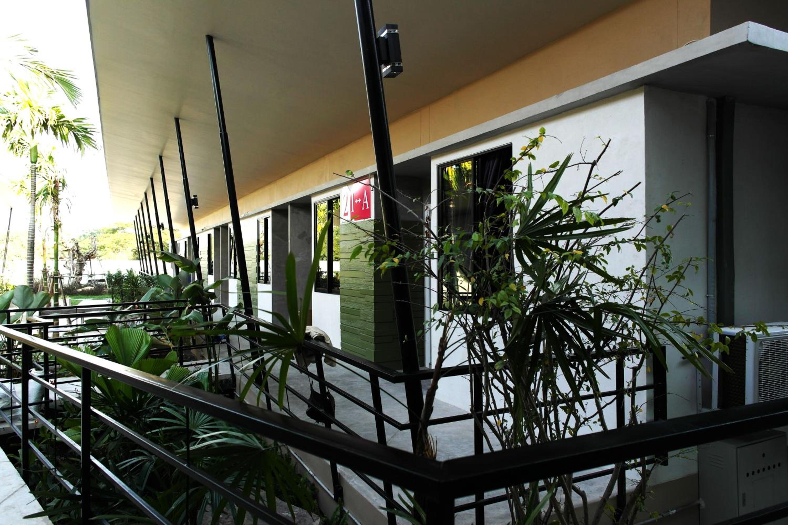 Mila Garden