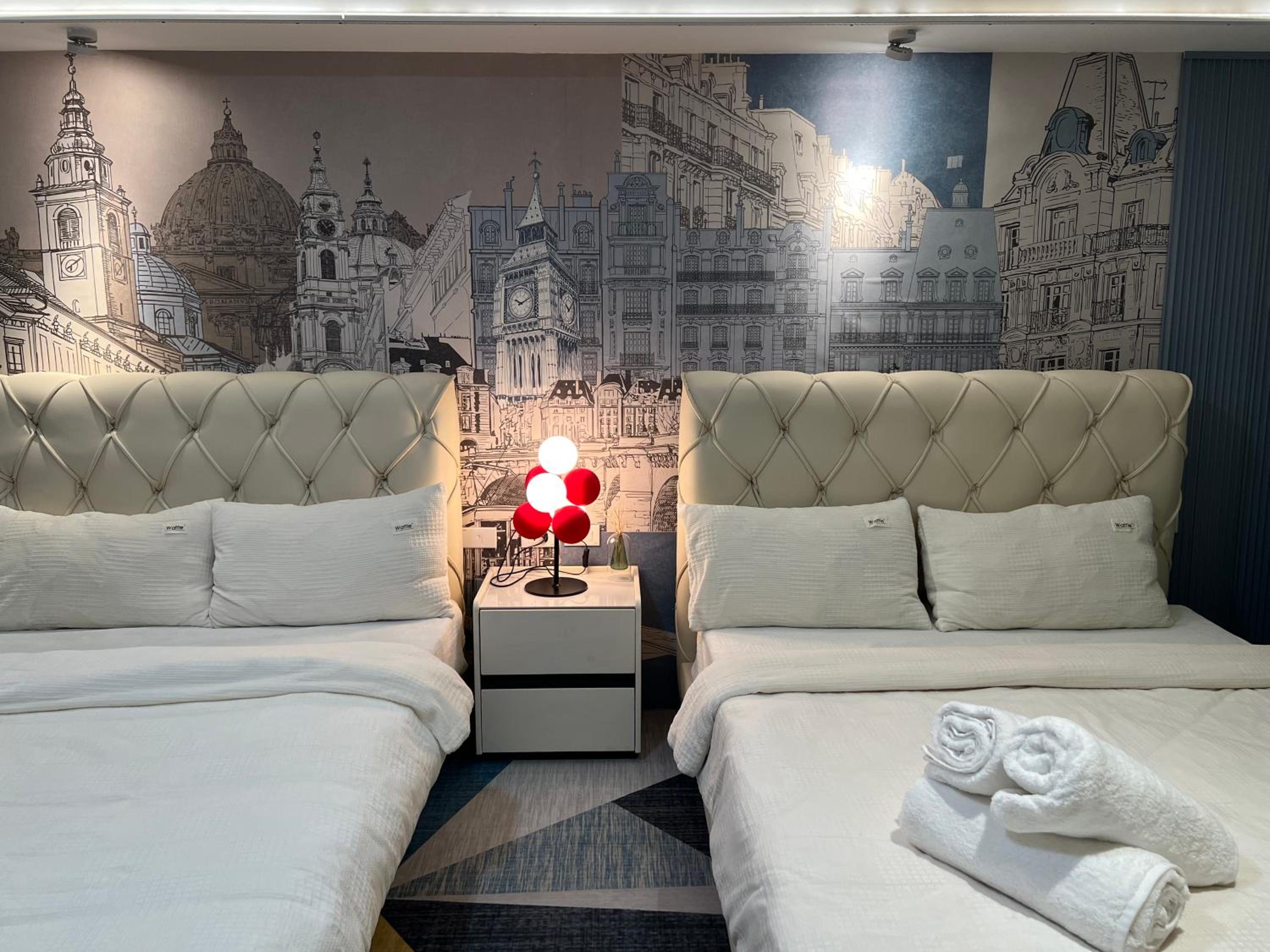 Luxurious Style Apartment cross to Okada and near City of Dreams, Solaire, MOA, and Airport