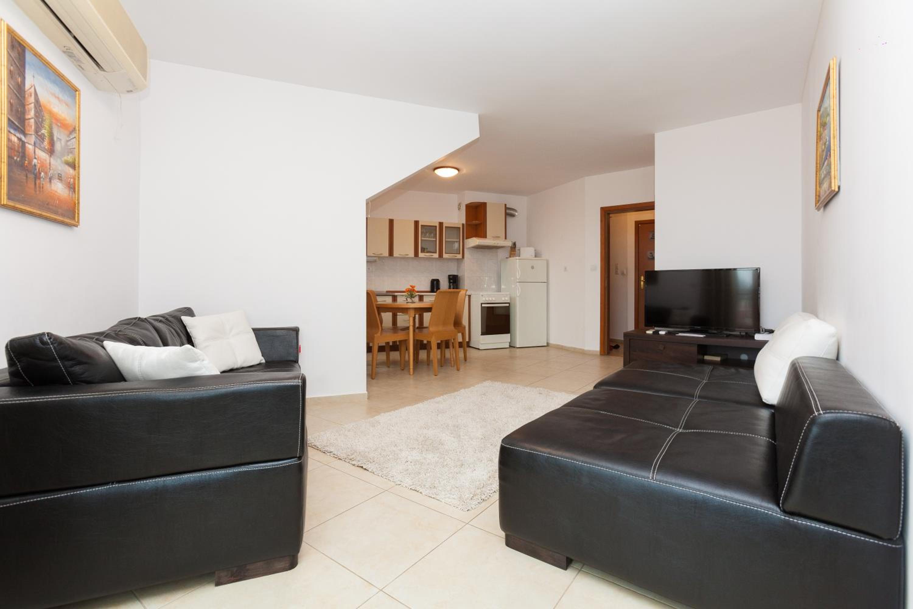 Apartment Lermontov view 4