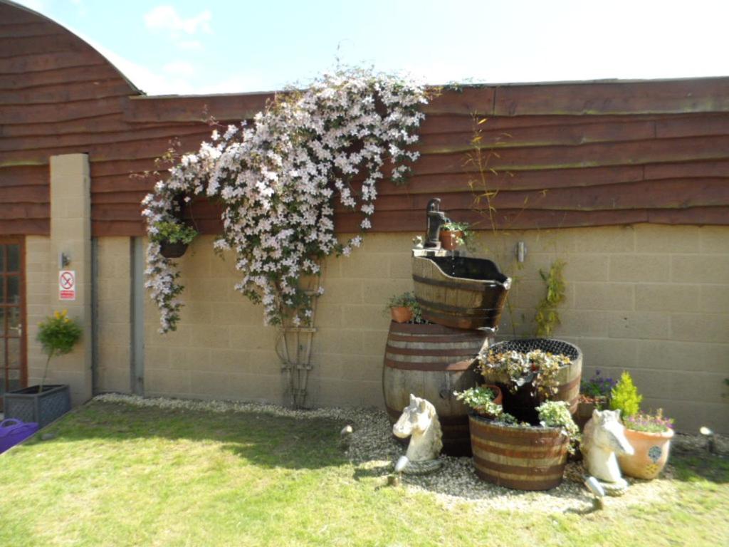 The Stables - Deer Park Farm